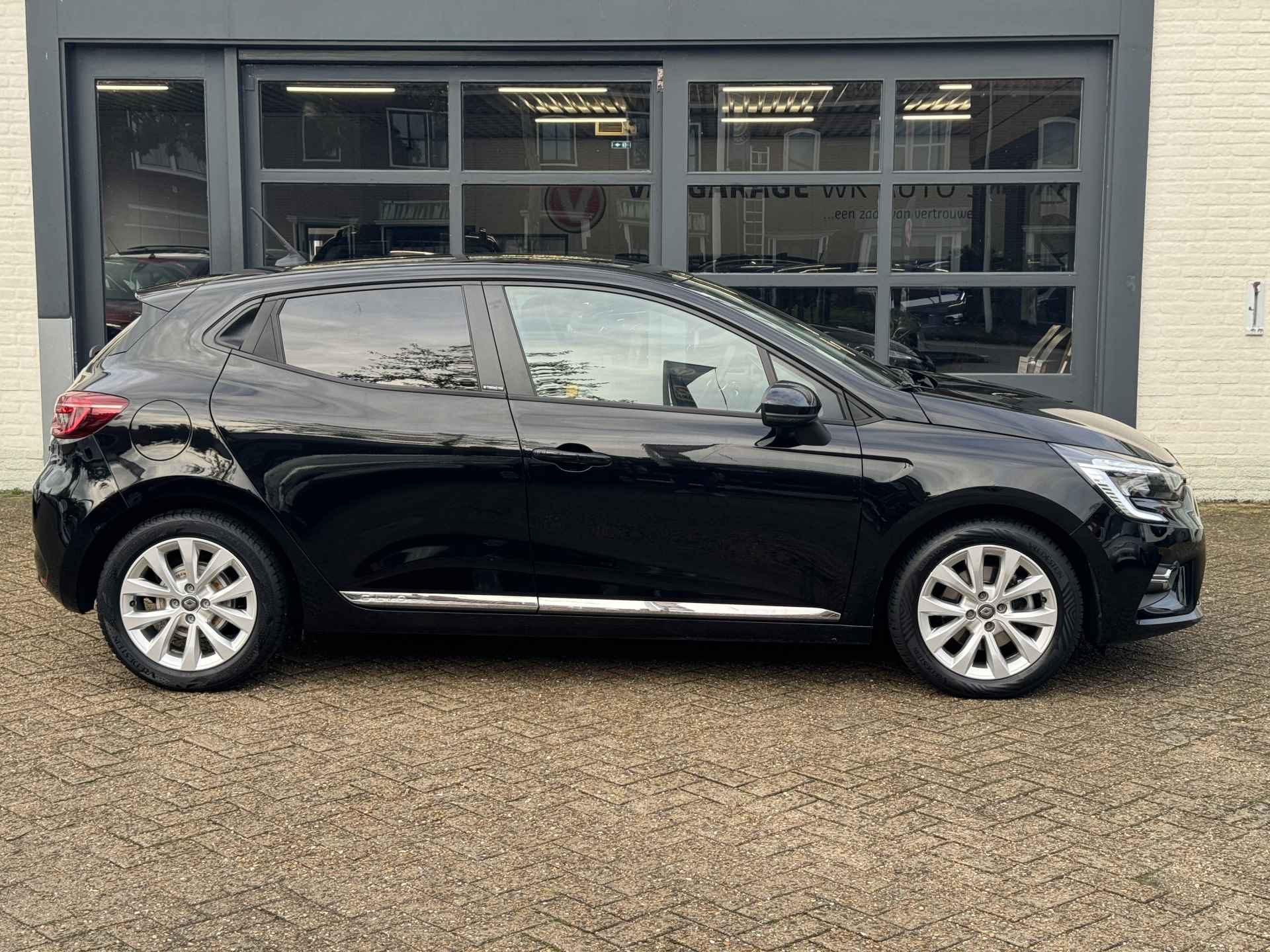 Renault Clio 1.6 E-Tech Hybrid 140 Zen - cruise controle - Apple Carplay- Navi - 10/26