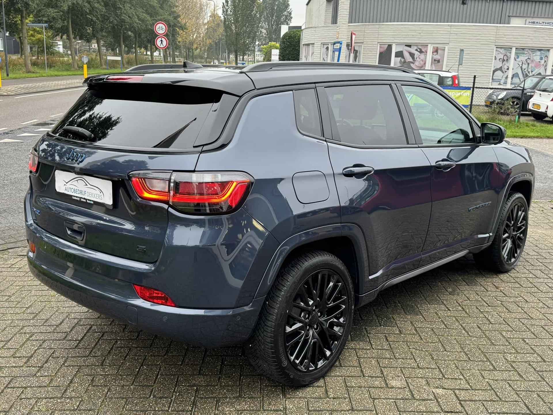 JEEP Compass 1.3T 4XE 240pk EAWD Aut S | LEDER | CAMERA | ALPINE SYSTEEM | KEYLESS - 5/29