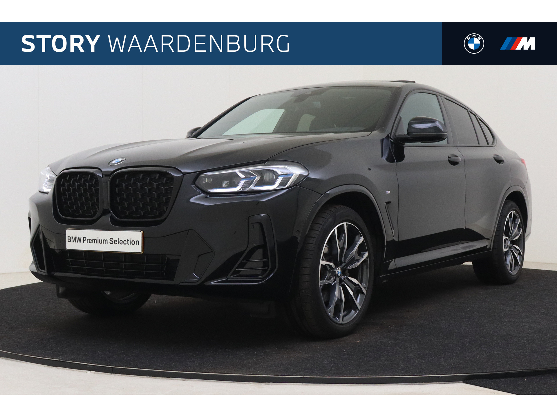 BMW X4 xDrive20i High Executive M Sport Automaat / Panoramadak / Sportstoelen / Stoelverwarming / Laserlight / Verwarmd stuurwiel / Parking Assistant / Live Cockpit Professional