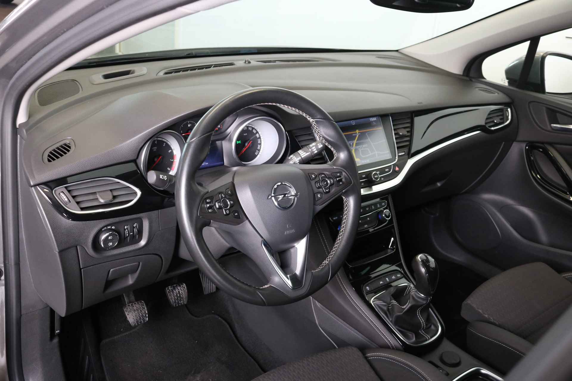 Opel Astra Innovation 5-deurs 1.0 Turbo 105pk | Trekhaak | DAB | Navi | Cruise Control | Parkeersensoren V+A | Achteruitrijcamera | - 17/50