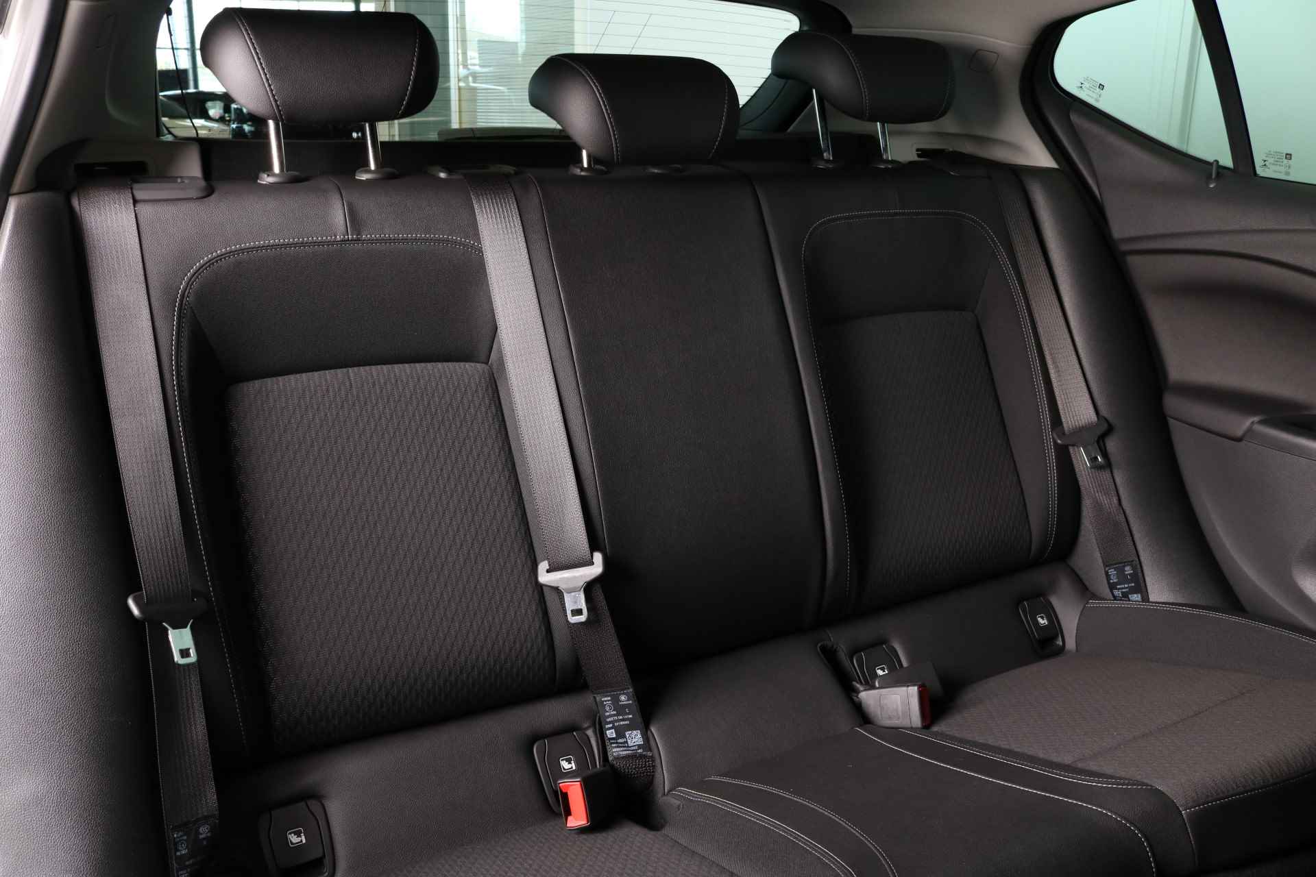 Opel Astra Innovation 5-deurs 1.0 Turbo 105pk | Trekhaak | DAB | Navi | Cruise Control | Parkeersensoren V+A | Achteruitrijcamera | - 21/50