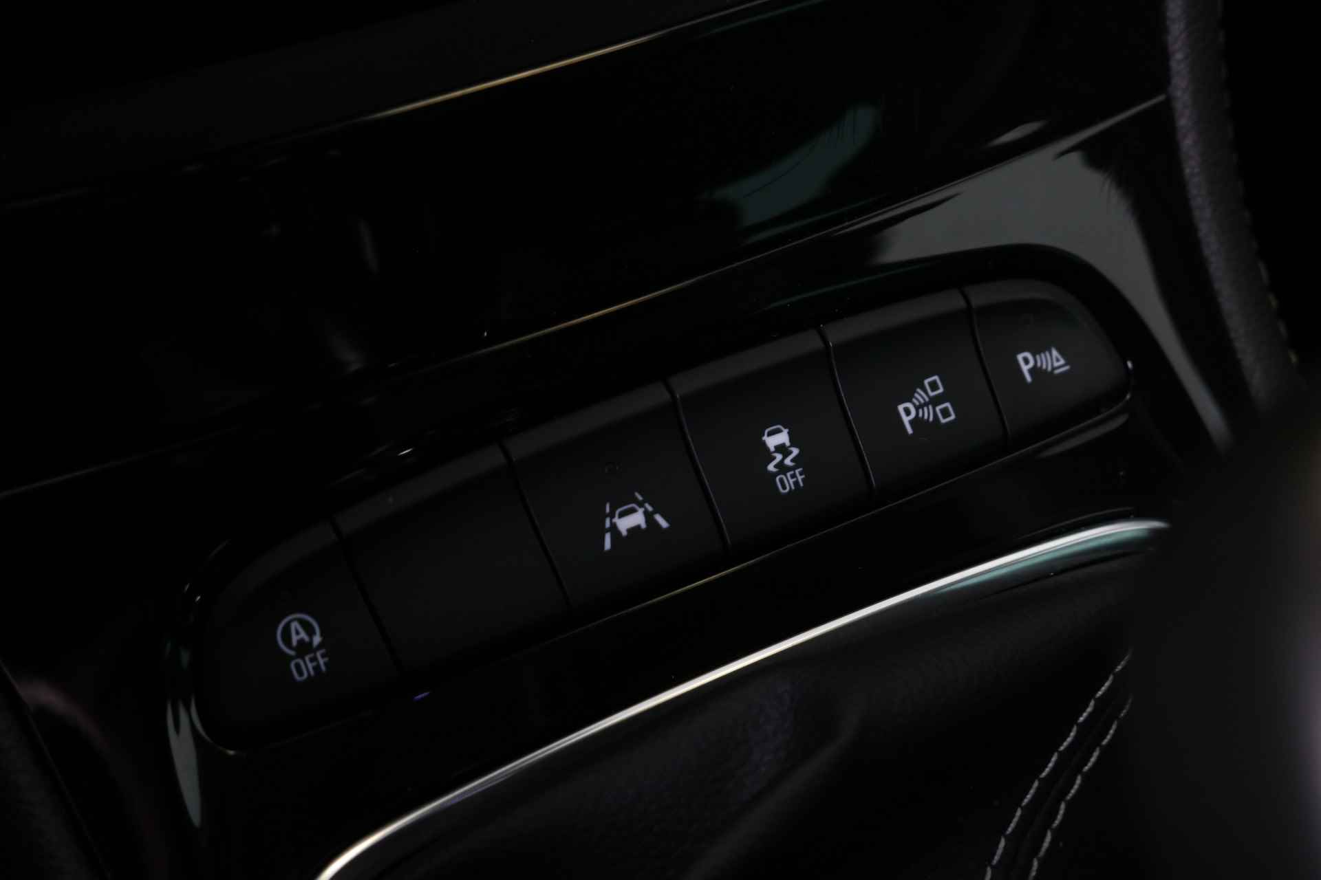 Opel Astra Innovation 5-deurs 1.0 Turbo 105pk | Trekhaak | DAB | Navi | Cruise Control | Parkeersensoren V+A | Achteruitrijcamera | - 44/50