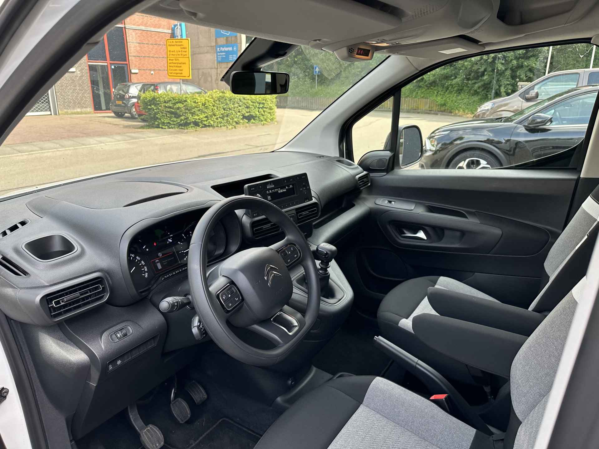 Citroën Berlingo 1.2 PureTech Live All-in prijs Airco/Cruise/Parkeersensoren - 18/23