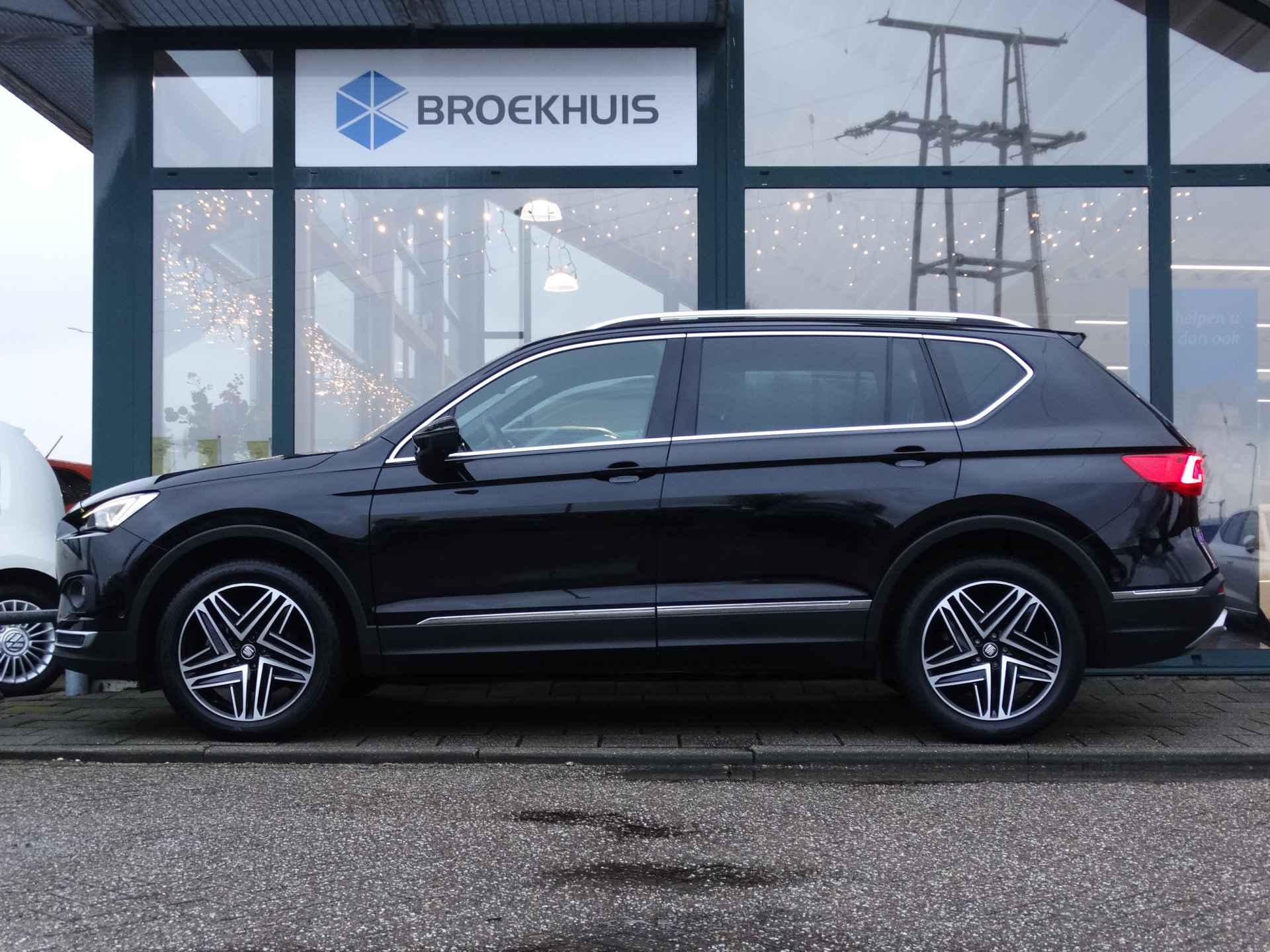 SEAT Tarraco 1.5 TSI Xcellence | Navigatie | Cruise Control | Achteruitrijcamera | Trekhaak | - 2/33