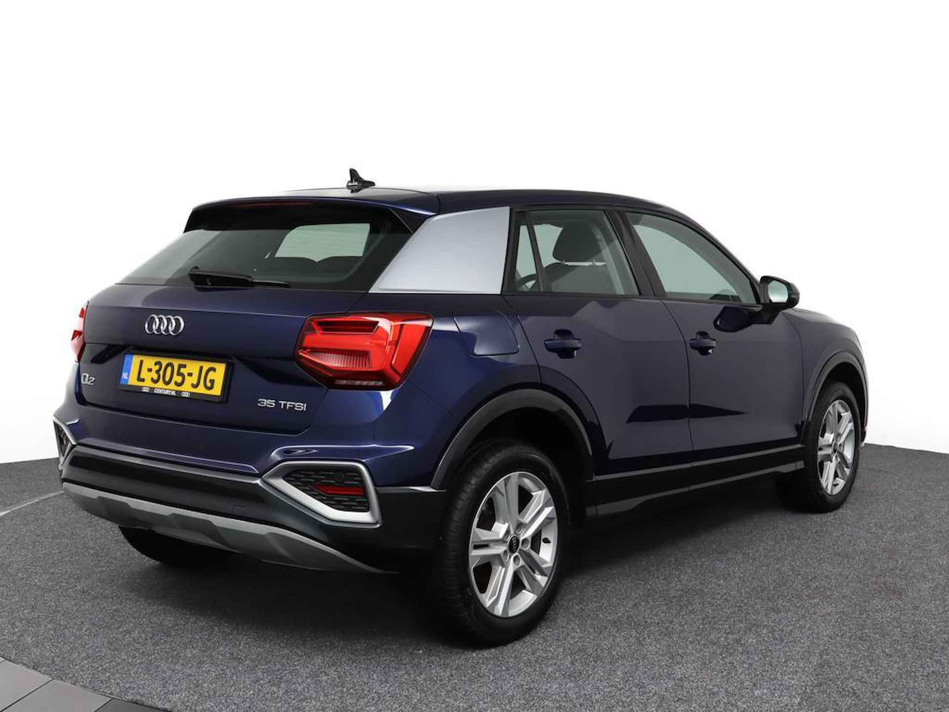 Audi Q2 35 TFSI 150Pk Automaat Business Edition - 2/40