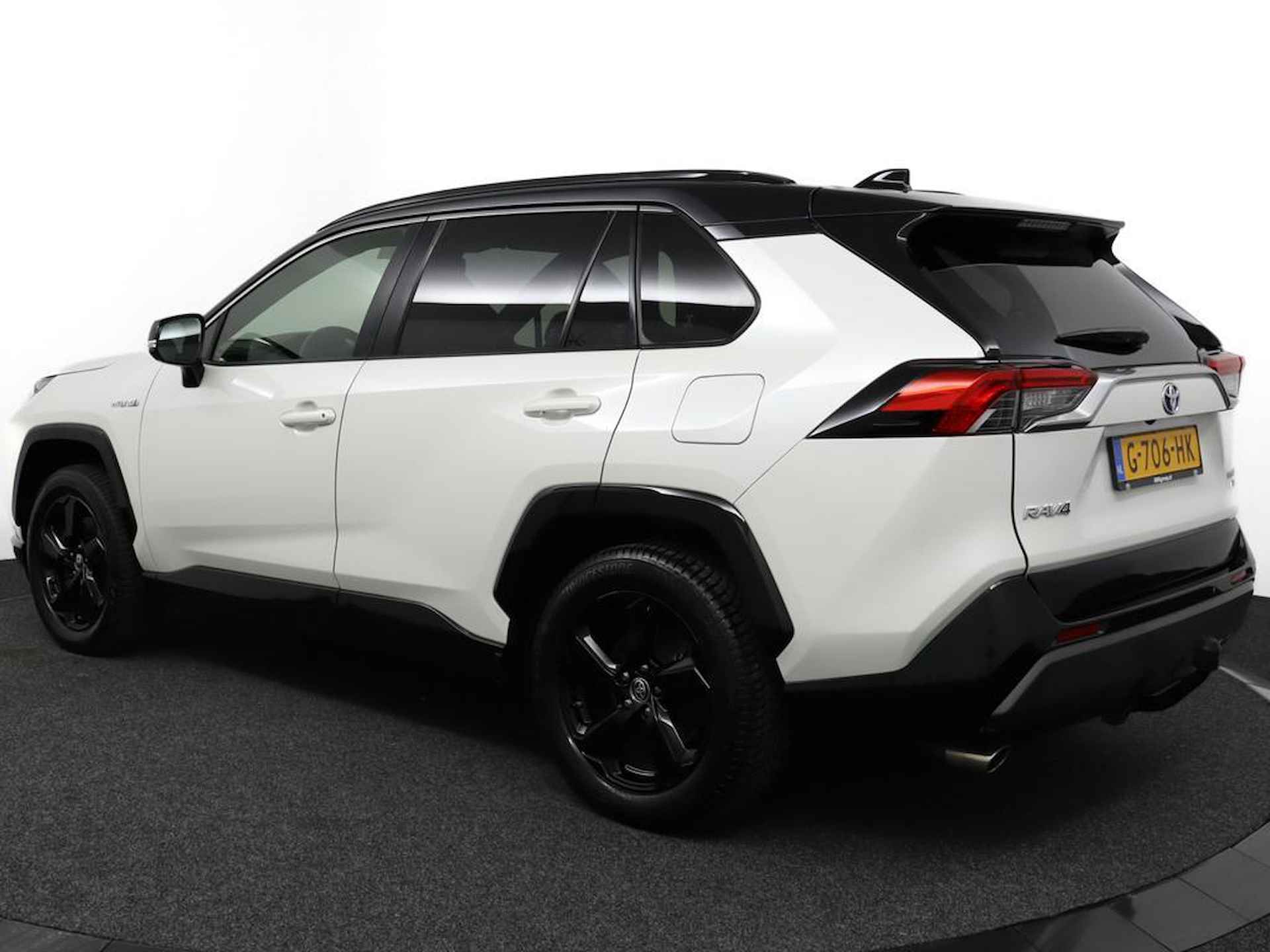 Toyota RAV4 2.5 Hybrid AWD Bi-Tone | Navigatie | Stoelverwarming | Electrische kofferbakklep | Climate Control | - 12/55