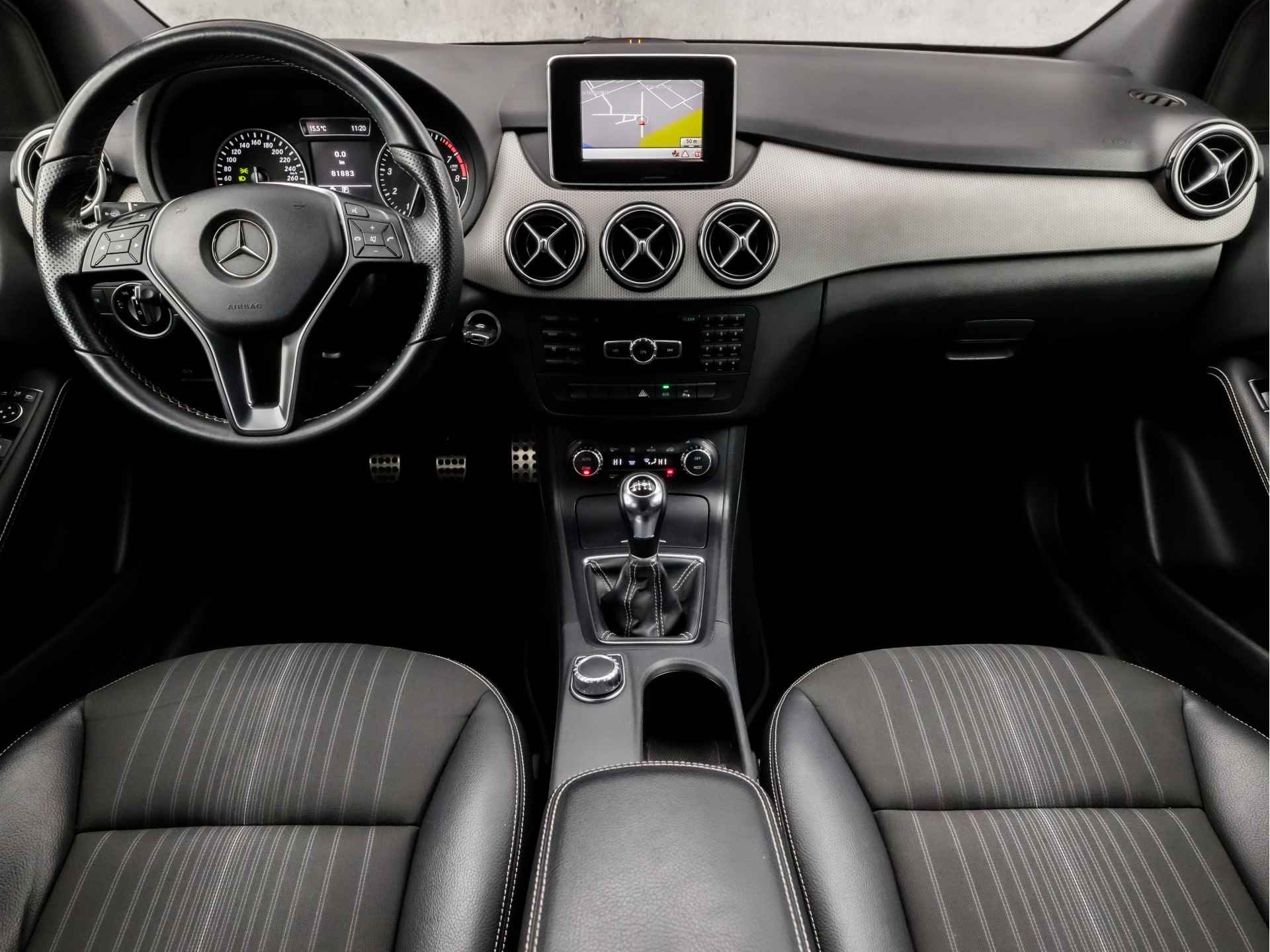 Mercedes-Benz B-Klasse 180 Ambition Sport (NAVIGATIE, NAP, CLIMATE, GETINT GLAS, XENON, LEDER, SPORTSTOELEN, CRUISE, NIEUWE APK, NIEUWSTAAT) - 6/32