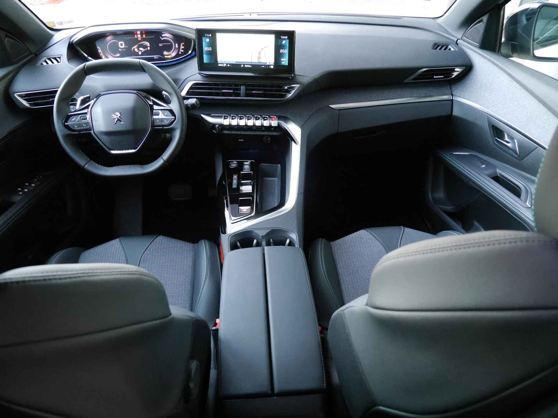 Peugeot 5008 1.2 Hybrid Allure Pack Business | Nieuwe auto | 7 zits | Stoelverwarming | Keyless entry en start | Draadloze telefoonlader | Parkeersensoren voor en achter | Camera | Lichtmetalen velgen | - 7/56