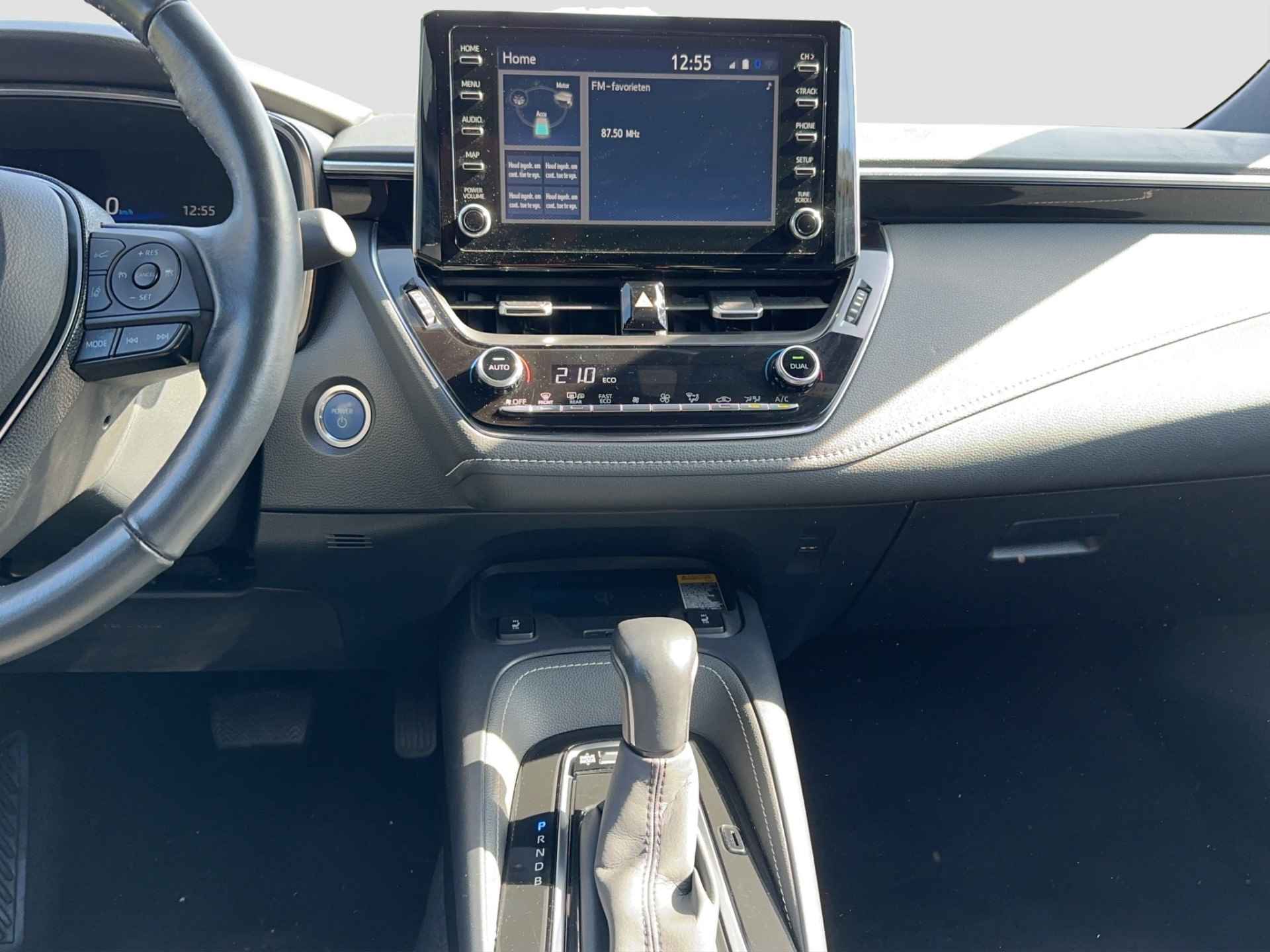 Toyota Corolla TS 1.8 Hybrid Dynamic | Bi-Tone | HUD | stuur/stoelverw | camera! - 19/30