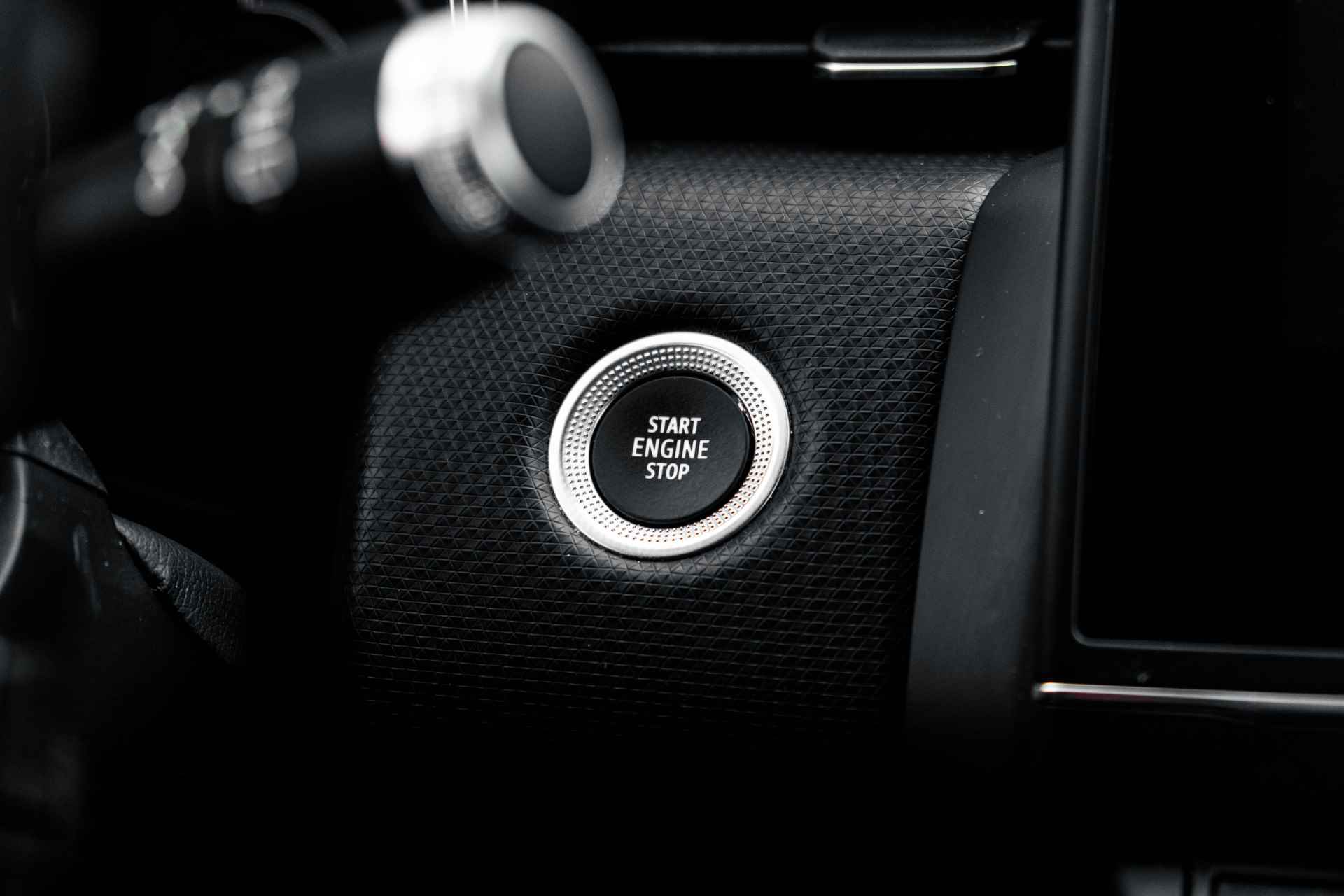 Renault Clio 1.0 TCe 100pk Intens | Climat Control | Lm velgen | Handfree | Cruise | Apple Carplay/Android Auto | incl. Bovag rijklaarpakket met 12 maanden garantie | - 34/47