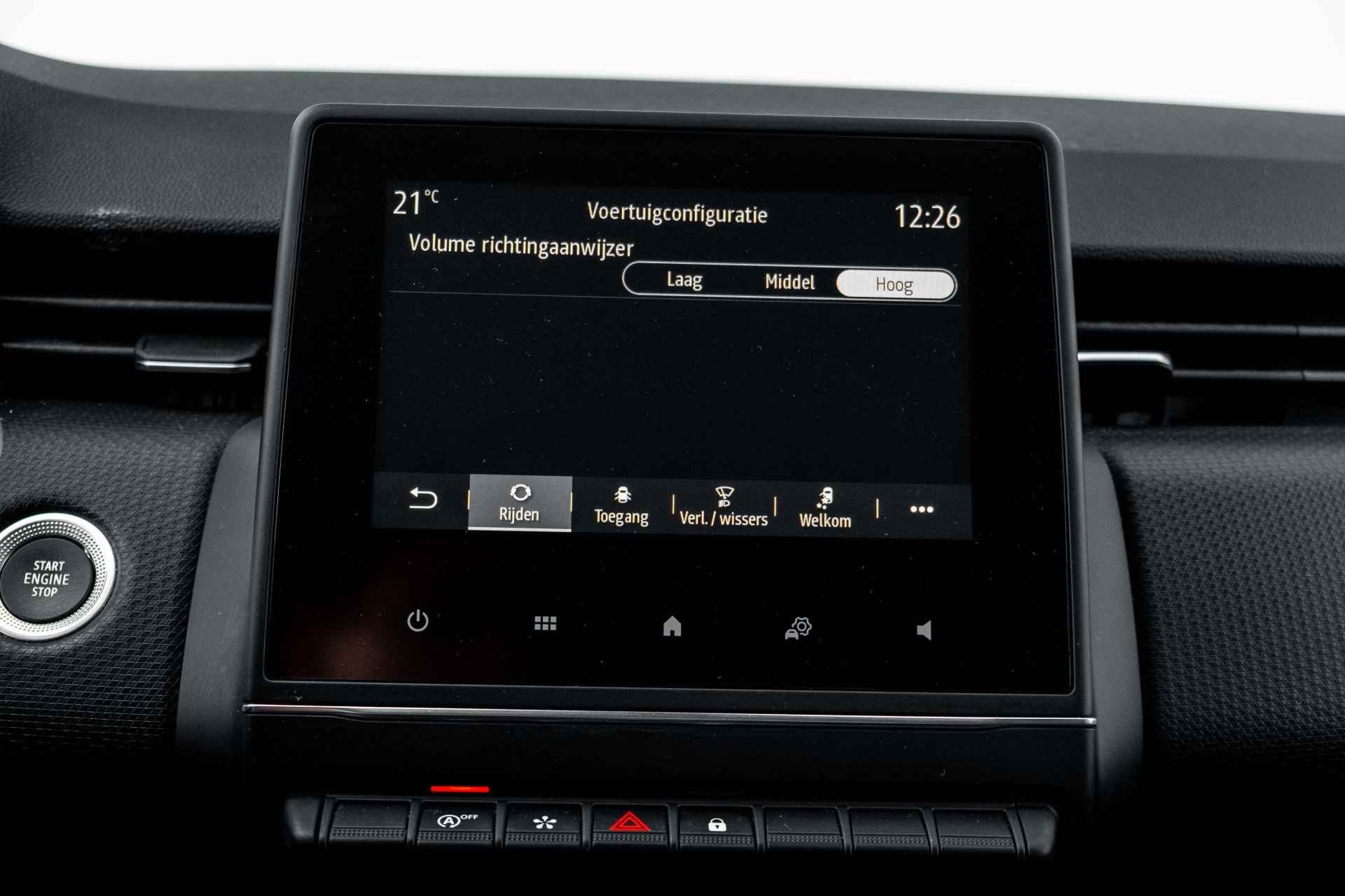 Renault Clio 1.0 TCe 100pk Intens | Climat Control | Lm velgen | Handfree | Cruise | Apple Carplay/Android Auto | incl. Bovag rijklaarpakket met 12 maanden garantie | - 46/47