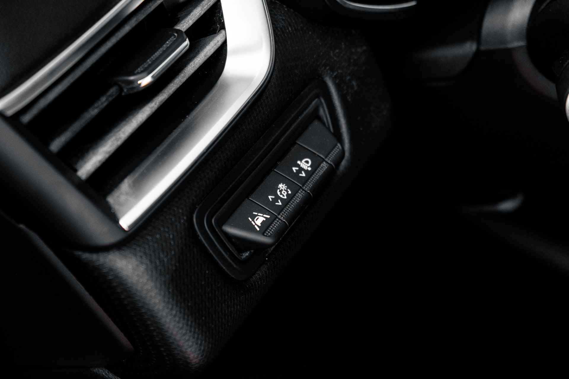 Renault Clio 1.0 TCe 100pk Intens | Climat Control | Lm velgen | Handfree | Cruise | Apple Carplay/Android Auto | incl. Bovag rijklaarpakket met 12 maanden garantie | - 29/47