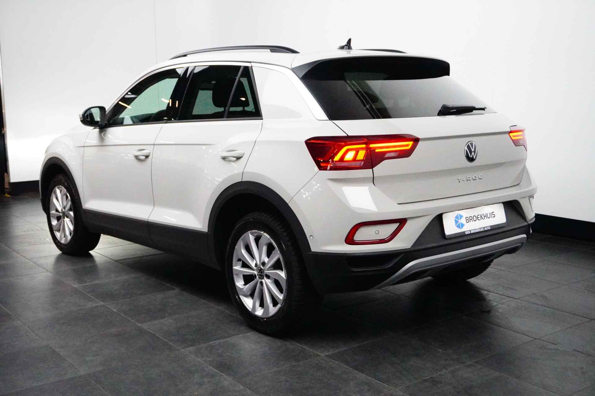 Volkswagen T-Roc 1.5 TSI 150PK DSG-7 Life Business | NAVIGATIE | NAVI BY APP | LED - 3/24