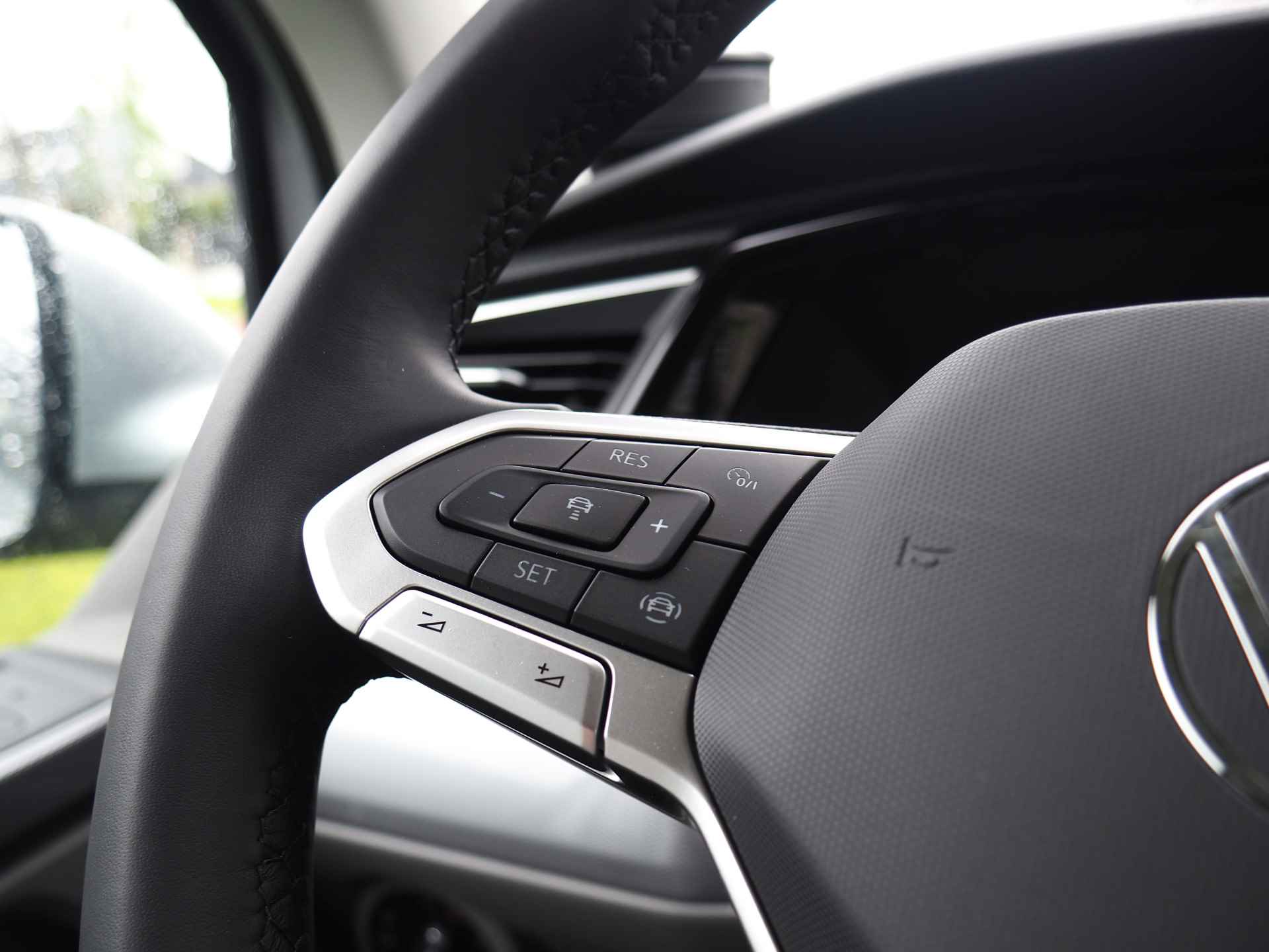 Volkswagen T6.1 California Ocean 2.0 TDI DSG | Noodremassistent | Adaptieve Cruise Control | Apple CarPlay/ Android Auto | Stoelverwarming | Achteruitrijcamera | Bluetooth | Climate Control - 4/17
