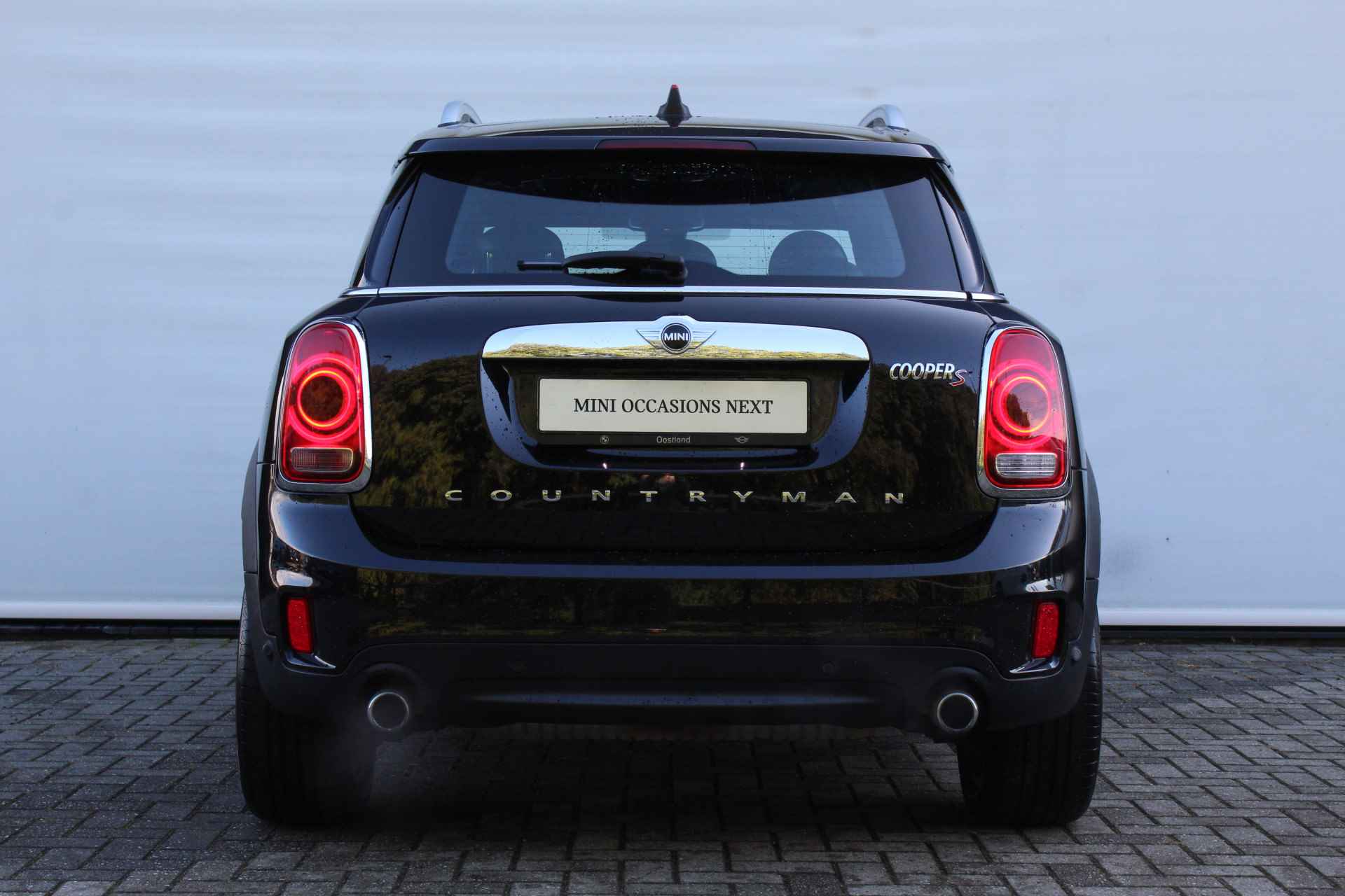 MINI Countryman Cooper S / Panoramadak / Sportstoelen / LED / Stoelverwarming / Park Assistant / Navigatie Professional / Leder - 4/27