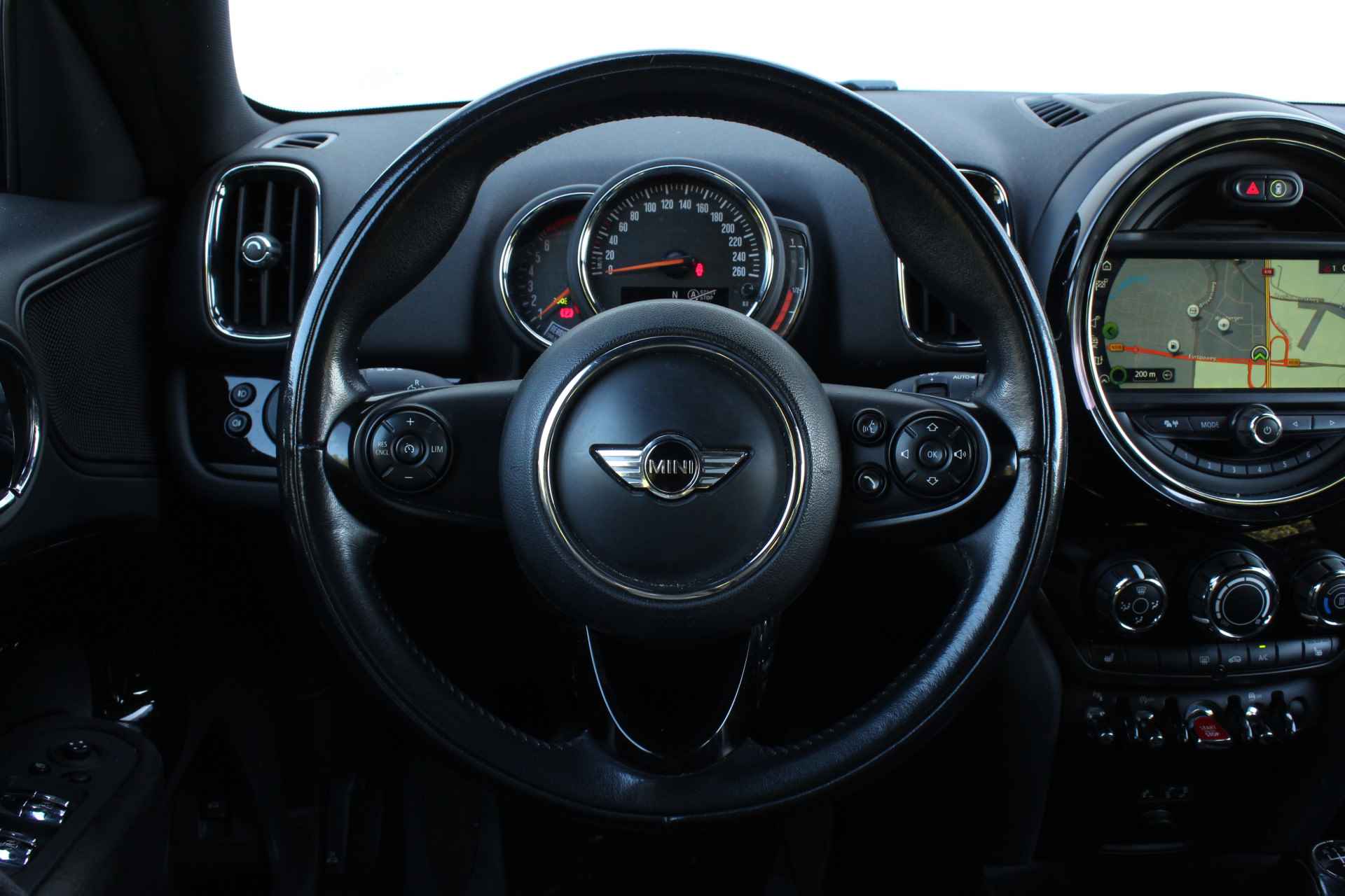 MINI Countryman Cooper S / Panoramadak / Sportstoelen / LED / Stoelverwarming / Park Assistant / Navigatie Professional / Leder - 12/27