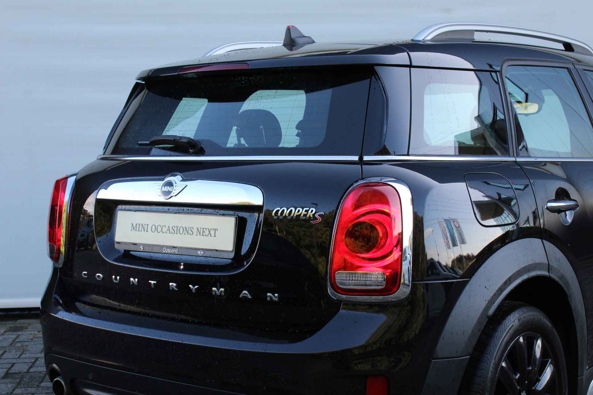 MINI Countryman Cooper S / Panoramadak / Sportstoelen / LED / Stoelverwarming / Park Assistant / Navigatie Professional / Leder - 17/27