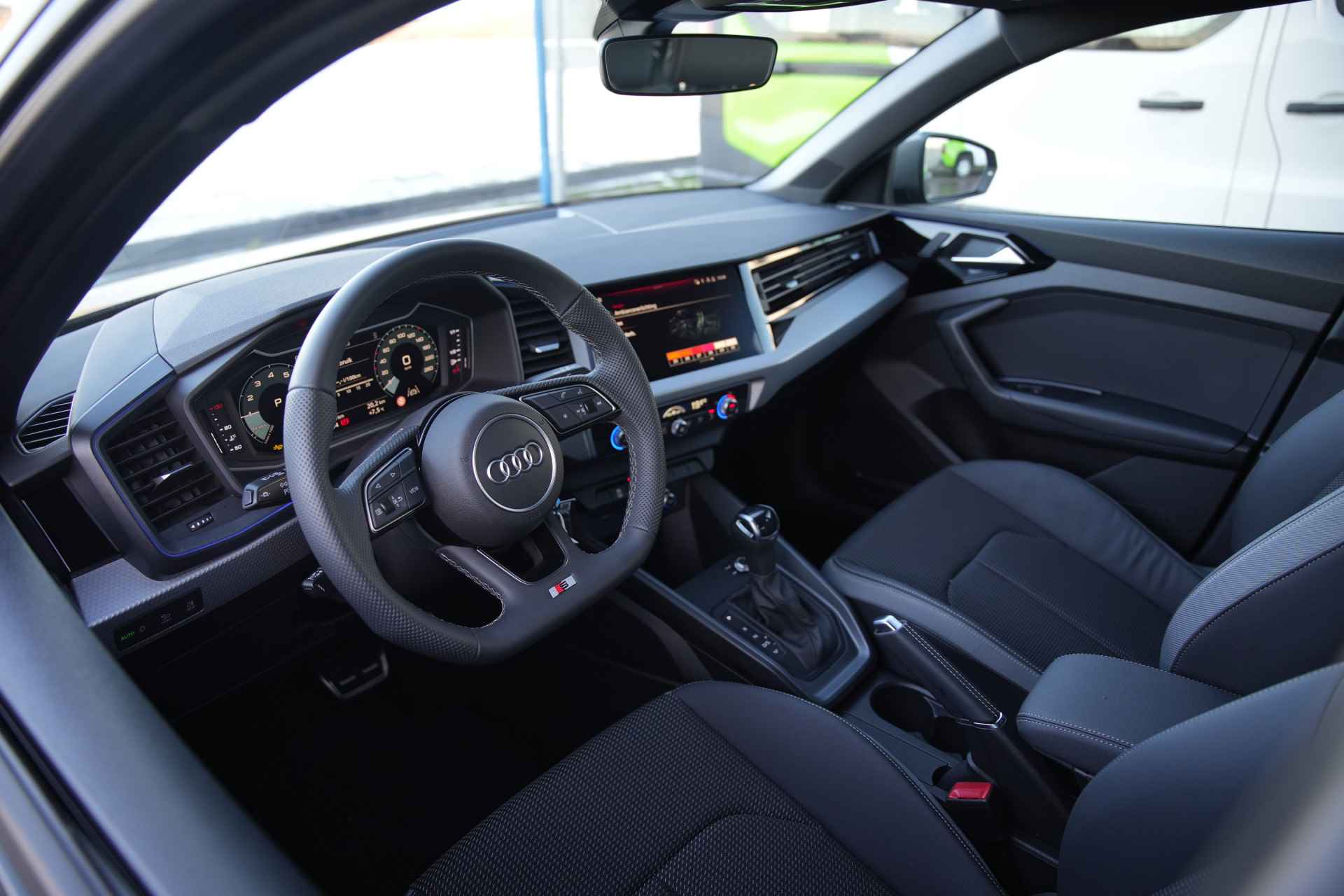 Audi A1 Sportback 25 TFSI S edition | Automaat | Ambient Light | 95 pk - 30/33