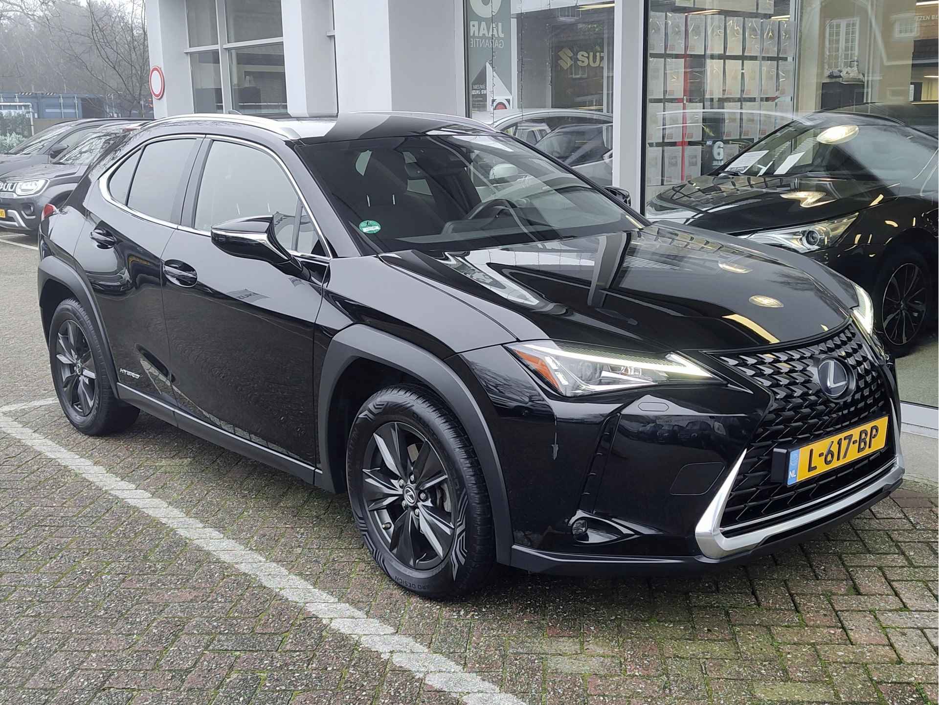 Lexus UX 250h BUSINESS LINE Trekhaak | Stuurverwarming | Keyless - 8/39