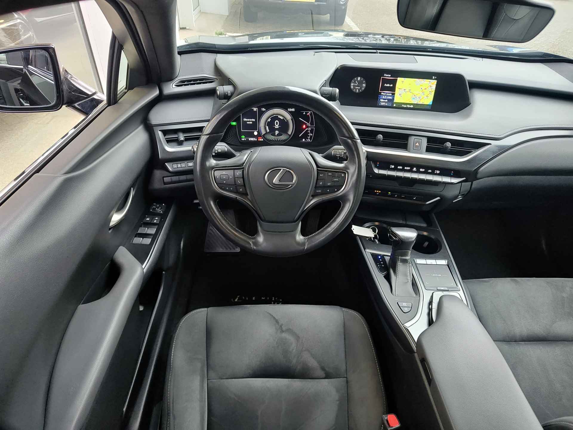 Lexus UX 250h BUSINESS LINE Trekhaak | Stuurverwarming | Keyless - 13/39