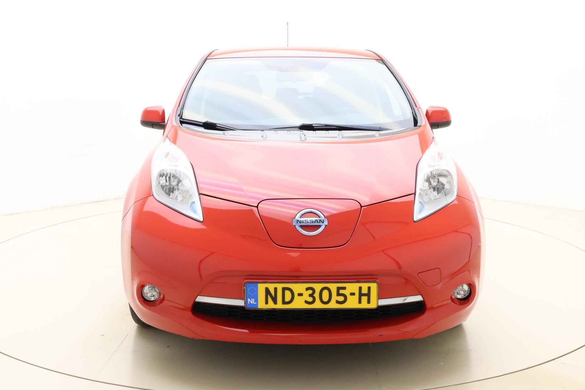 Nissan LEAF Acenta 30 kWh | Achteruitrij Camera | Keyless Entry | Navigatie | Stoel & Stuur Verwarming - 7/38