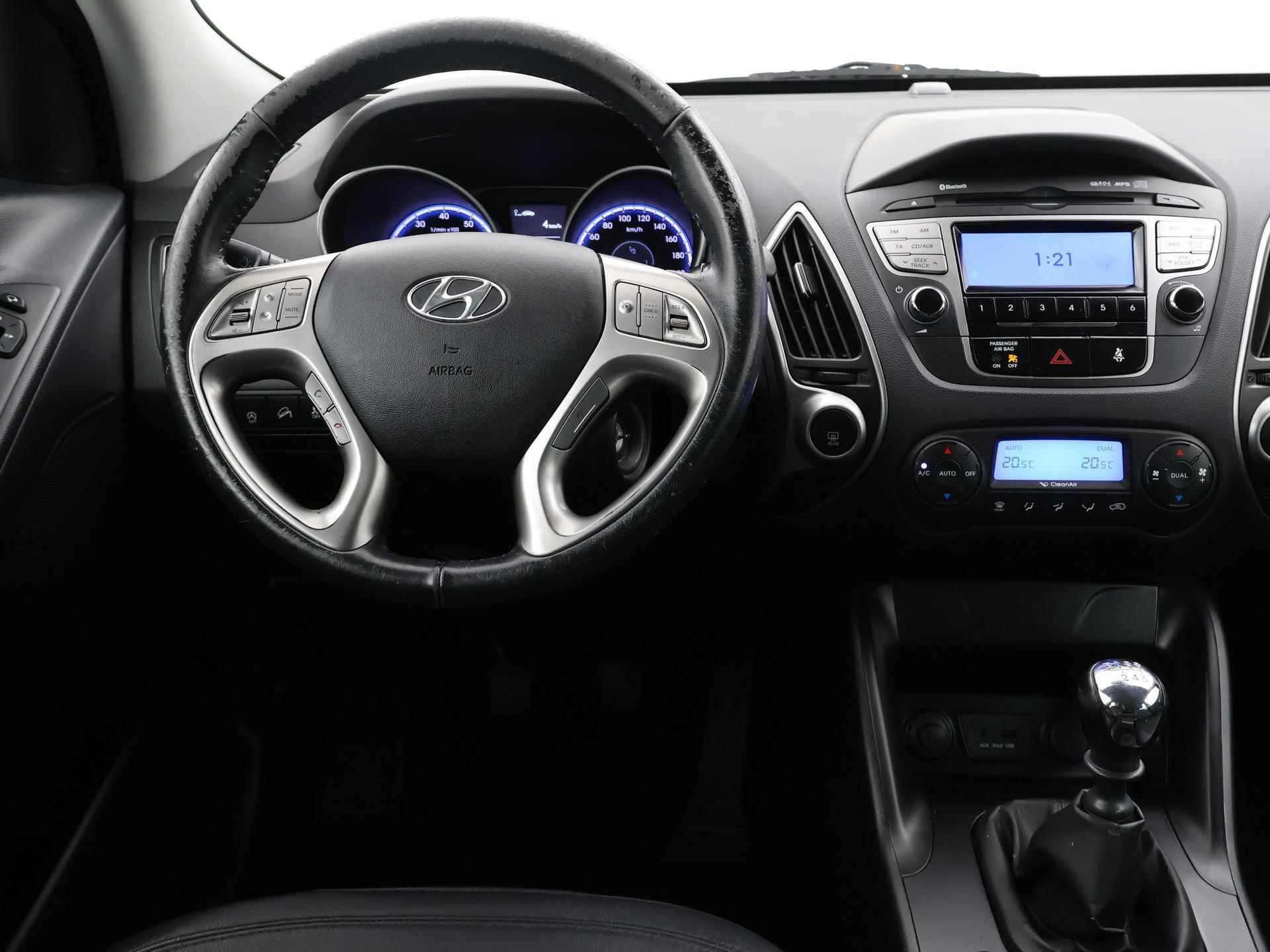 Hyundai ix35 1.6i GDI Style + TREKHAAK / 17 INCH LMV - 4/25