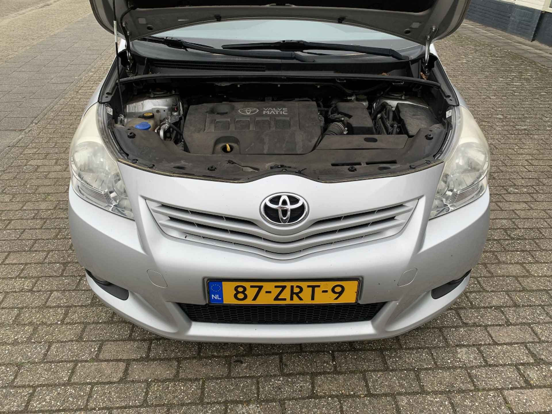 Toyota Verso 1.6 VVT-i Dynamic - 6/27