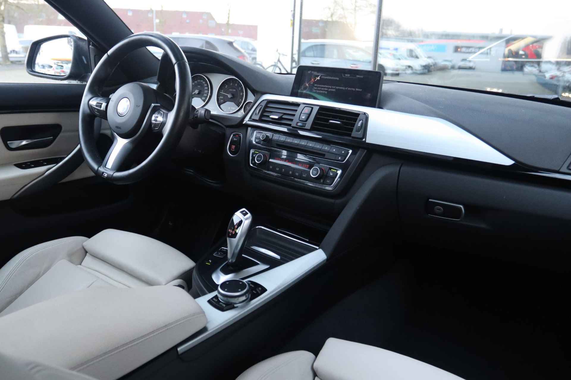 BMW 4-SERIE GRAN COUPÉ 428I AUT. HIGH EXECUTIVE M-SPORT | ORIG. NL | SCHUIFDAK | LEDER | XENON | NAVI - 9/38