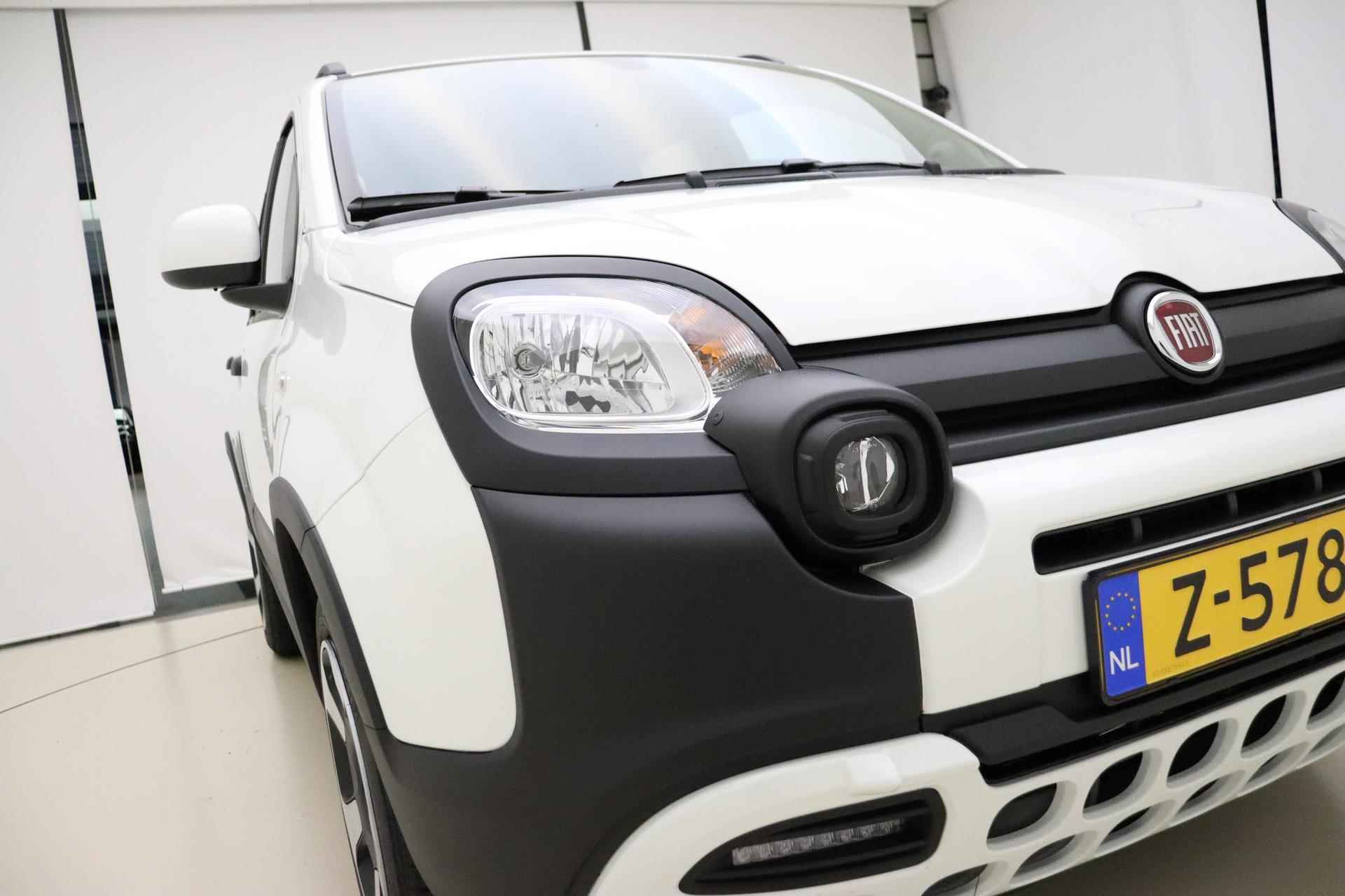 Fiat Panda 1.0 Hybrid Cross | Navigatie via Apple Carplay/Android Auto | Airco | Parkeersensoren achter | Bianco Gelato | Getint glas | Informeer naar de beschikbaarheid - 17/34