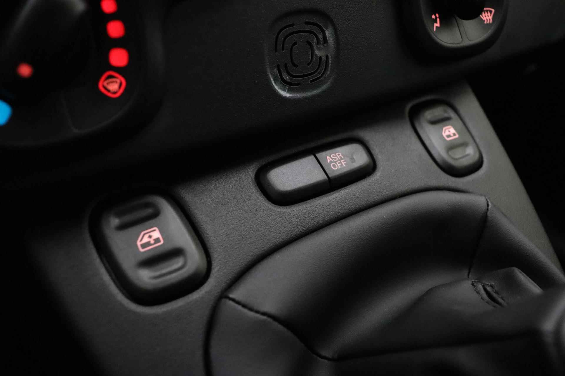 Fiat Panda 1.0 Hybrid Cross | Navigatie via Apple Carplay/Android Auto | Airco | Parkeersensoren achter | Bianco Gelato | Getint glas | Informeer naar de beschikbaarheid - 19/34