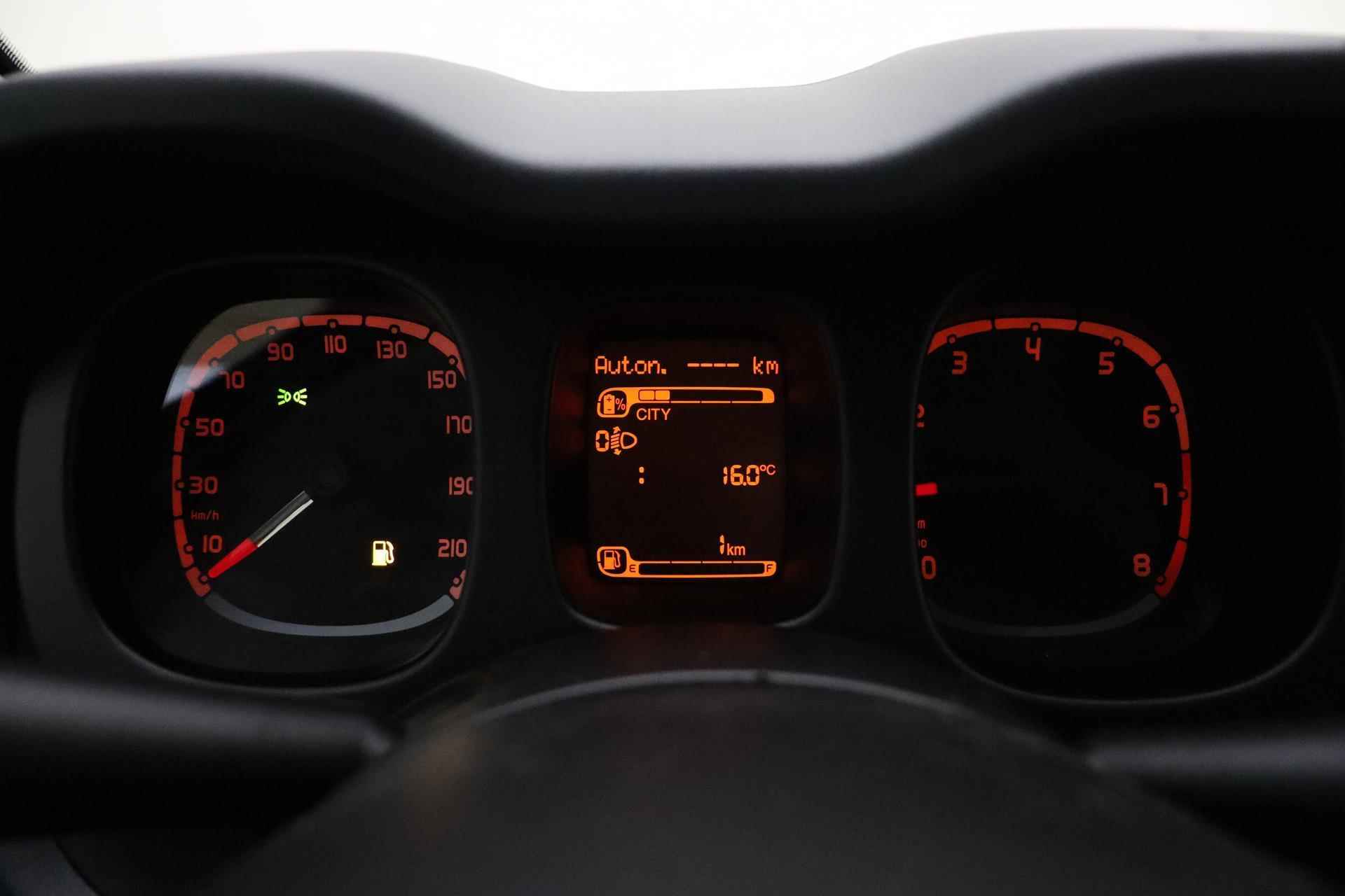 Fiat Panda 1.0 Hybrid Cross | Navigatie via Apple Carplay/Android Auto | Airco | Parkeersensoren achter | Bianco Gelato | Getint glas | Informeer naar de beschikbaarheid - 28/34