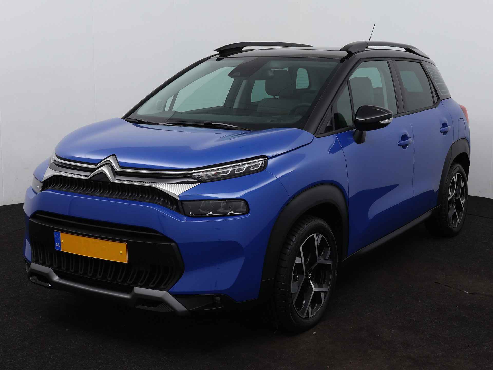 Citroën C3 Aircross PureTech 130pk Automaat Shine Pack Rijklaar | Panoramadak | Keyless | Achteruitrijcamera | - 25/27