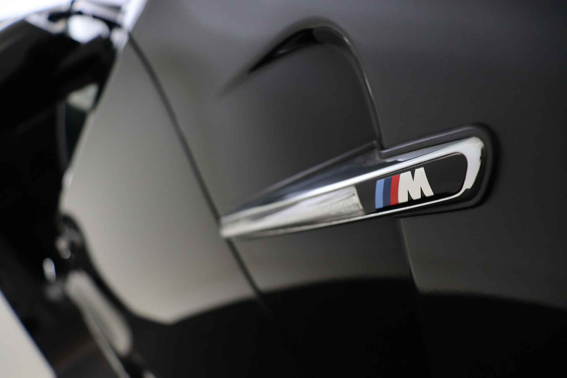 BMW 1-SERIE Coupe M High Executive / Harman Kardon / Nederlandse auto / Leder / Spraaksturing / Stoelverwarming / PDC achter / Dealeronderhouden - 50/67