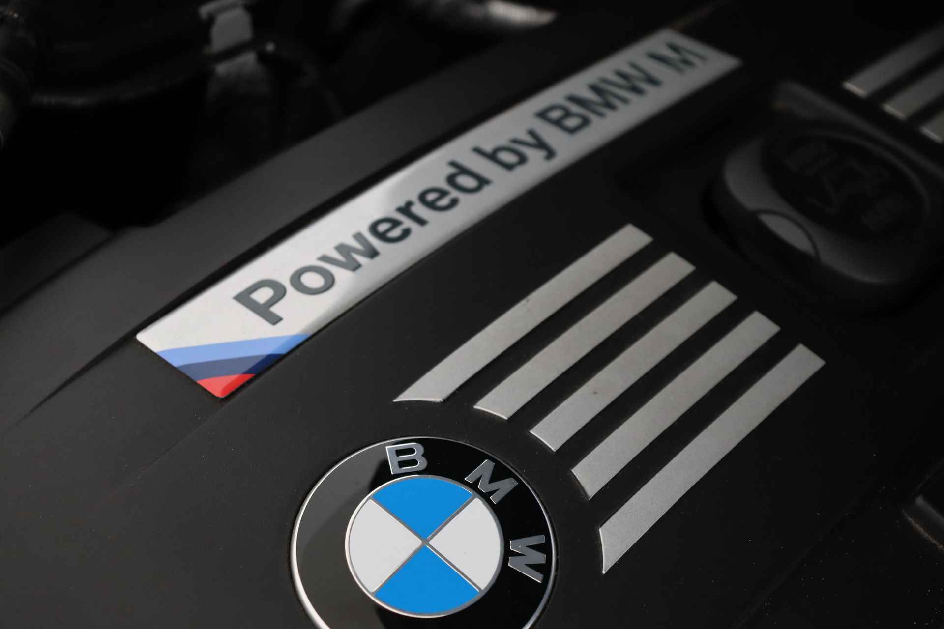 BMW 1-SERIE Coupe M High Executive / Harman Kardon / Nederlandse auto / Leder / Spraaksturing / Stoelverwarming / PDC achter / Dealeronderhouden - 60/67