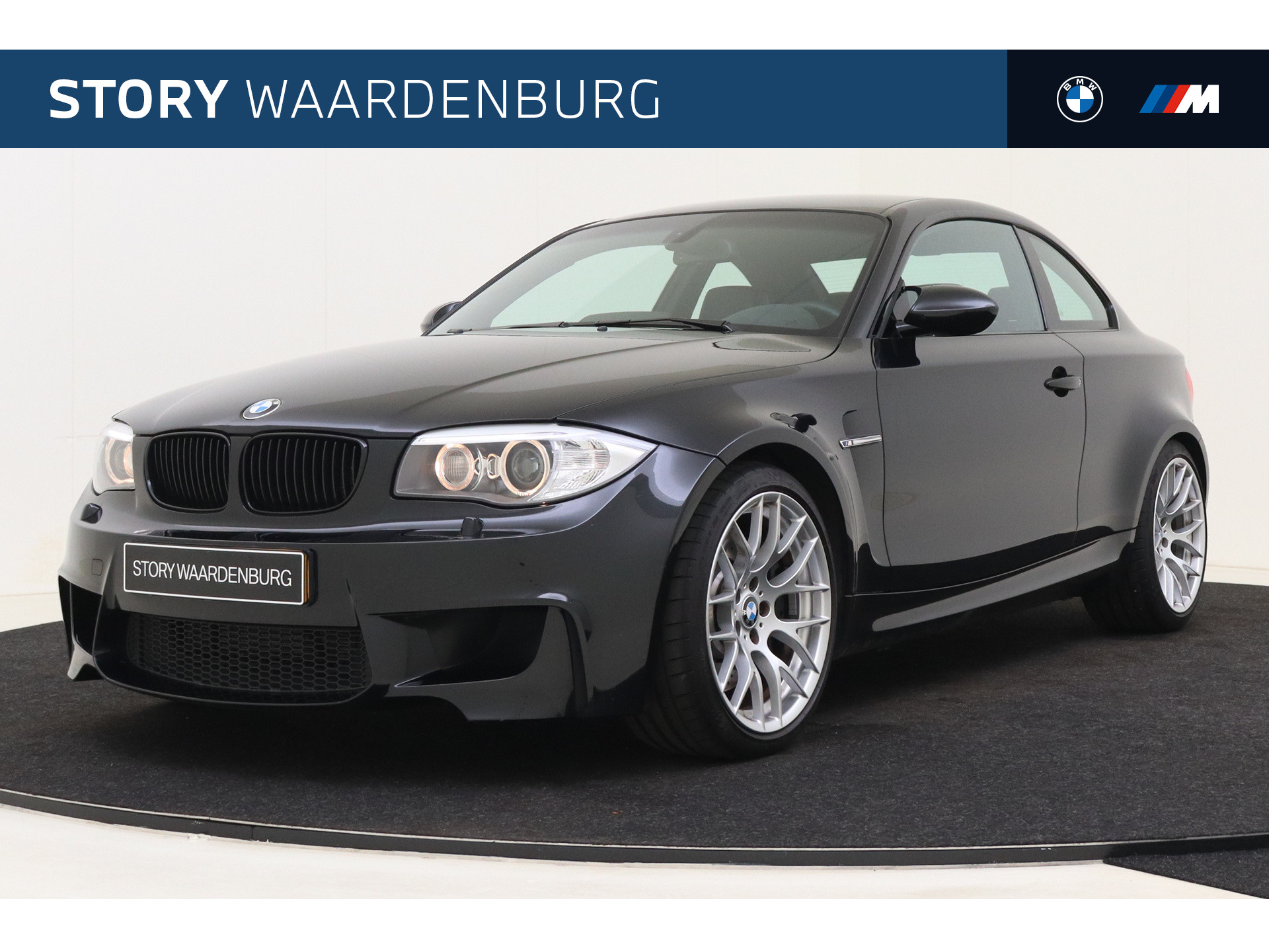 BMW 1-SERIE Coupe M High Executive / Harman Kardon / Nederlandse auto / Leder / Spraaksturing / Stoelverwarming / PDC achter / Dealeronderhouden