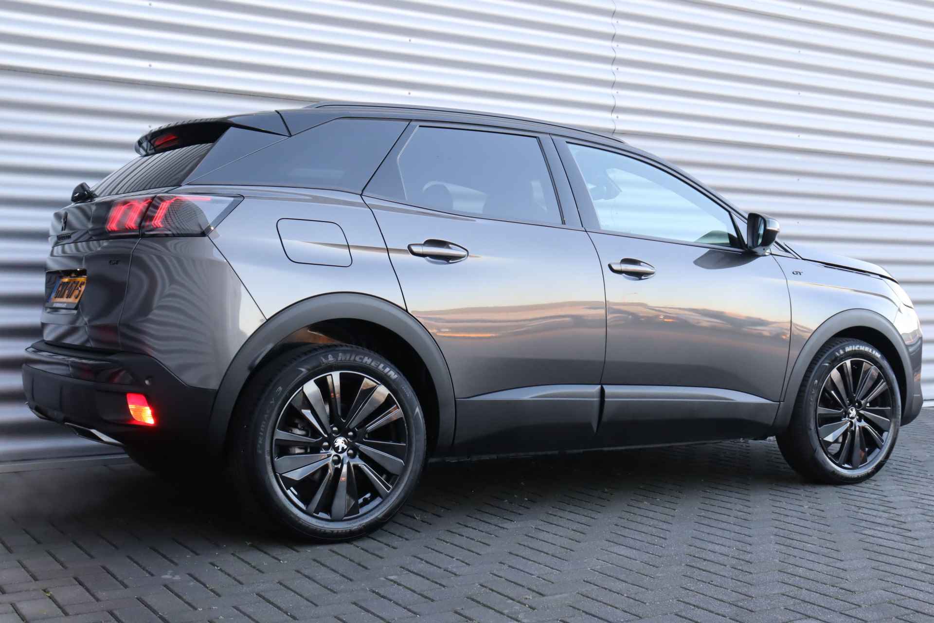 Peugeot 3008 1.2 PURETECH 130PK GT PACK AUTOMAAT / NAVI / LEDER / CLIMA / PDC / 19" LMV / CAMERA / BLACK PACK / KEYLESS / WINTERPAKKET / FULL - 7/40