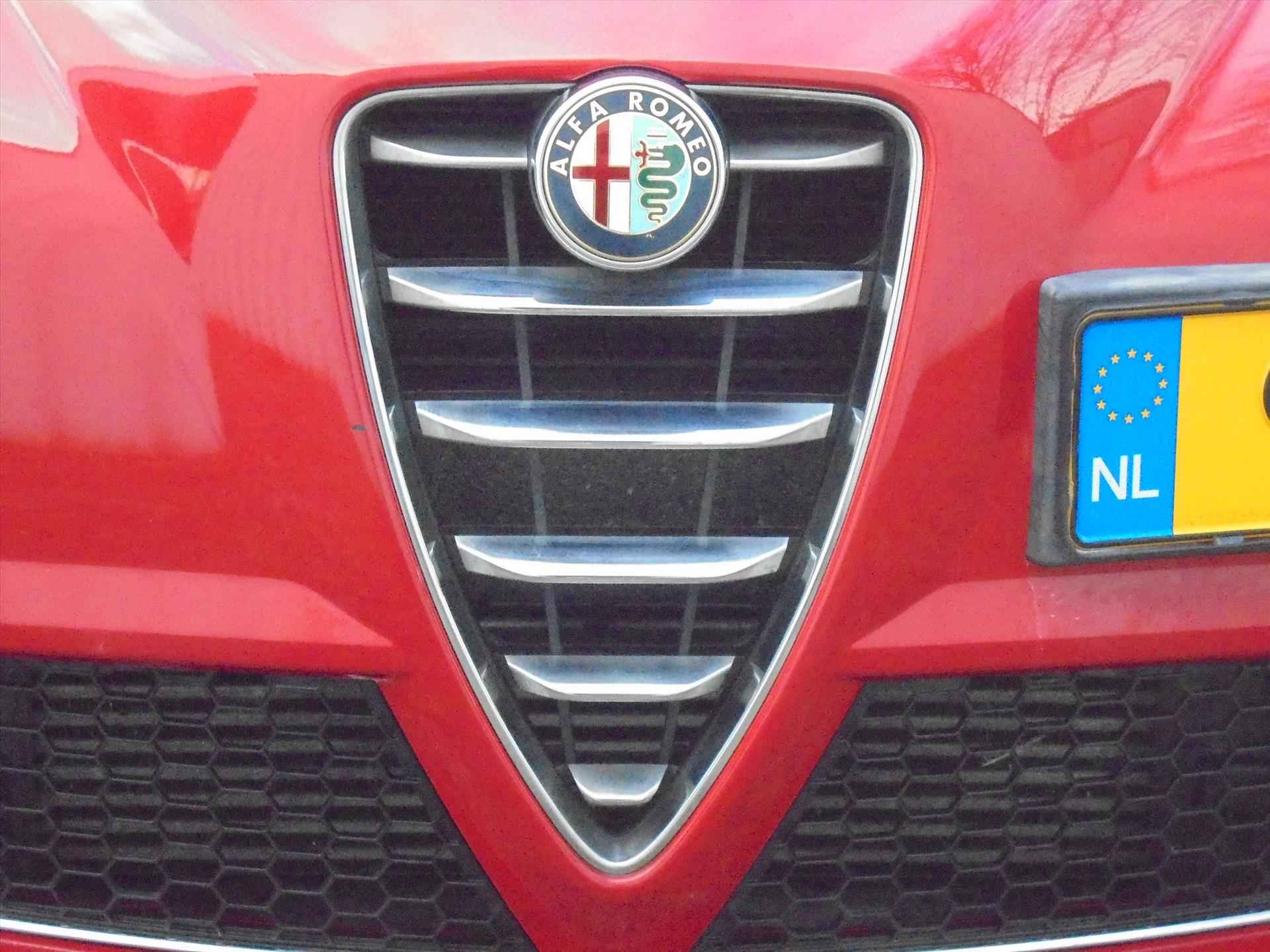 Alfa Romeo Mito 0.9 TURBO TWINAIR ESCLUSIVO NL-AUTO LEER - 13/35