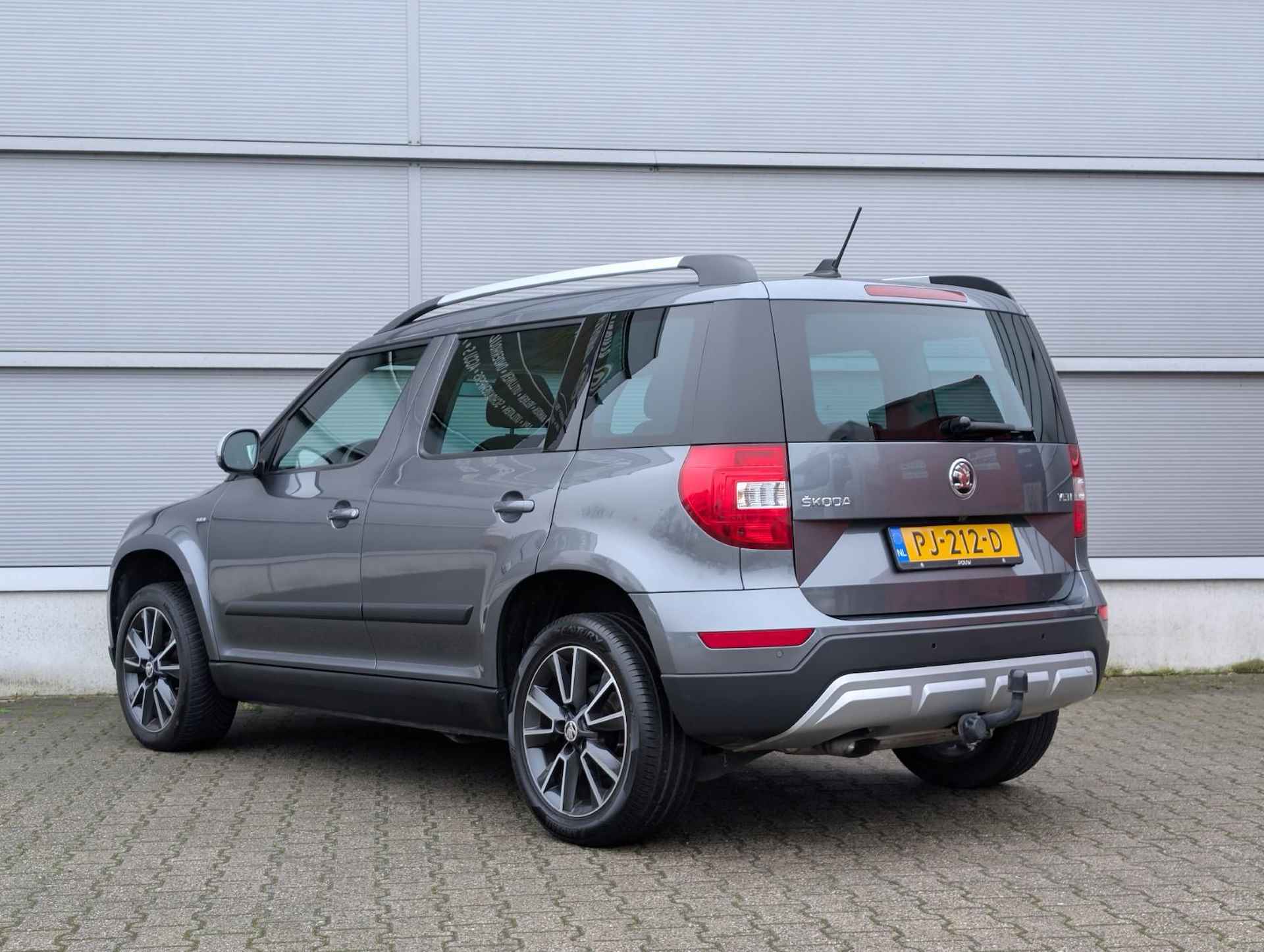 Skoda Yeti Outdoor 1.2 TSI 110pk Greentech Drive | Navigatie | Camera | Stoelverwarming - 12/36