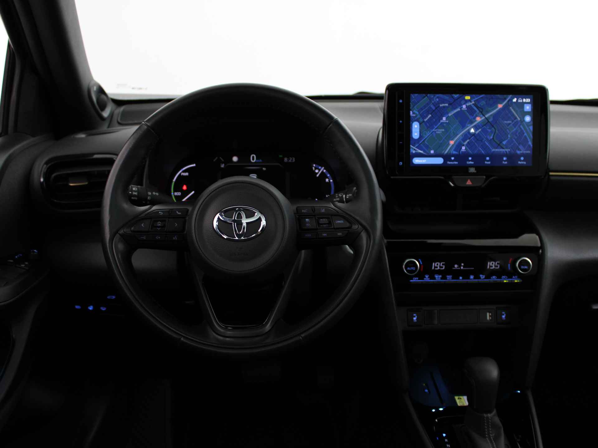 Toyota Yaris Cross 1.5 Hybrid Adventure | JBL | Matrix LED | Navigatie | Camera | LM velgen | Dodehoek Ass. | Head up Display | Ruitenwisser-/Stuur-/Stoelverwarming | - 6/54