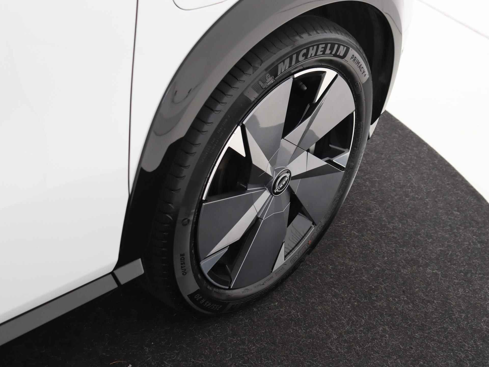 Nissan Ariya Evolve 91 kWh | 20" LMV | Two-Tone | Leder/Alcantara | Stoelverwarming en -ventilatie | Stuurwiel verwarmd | Achterbank verwarmd | ProPILOT | Bose Audio | 360-graden Camera | Elek. Achterklep - 10/31