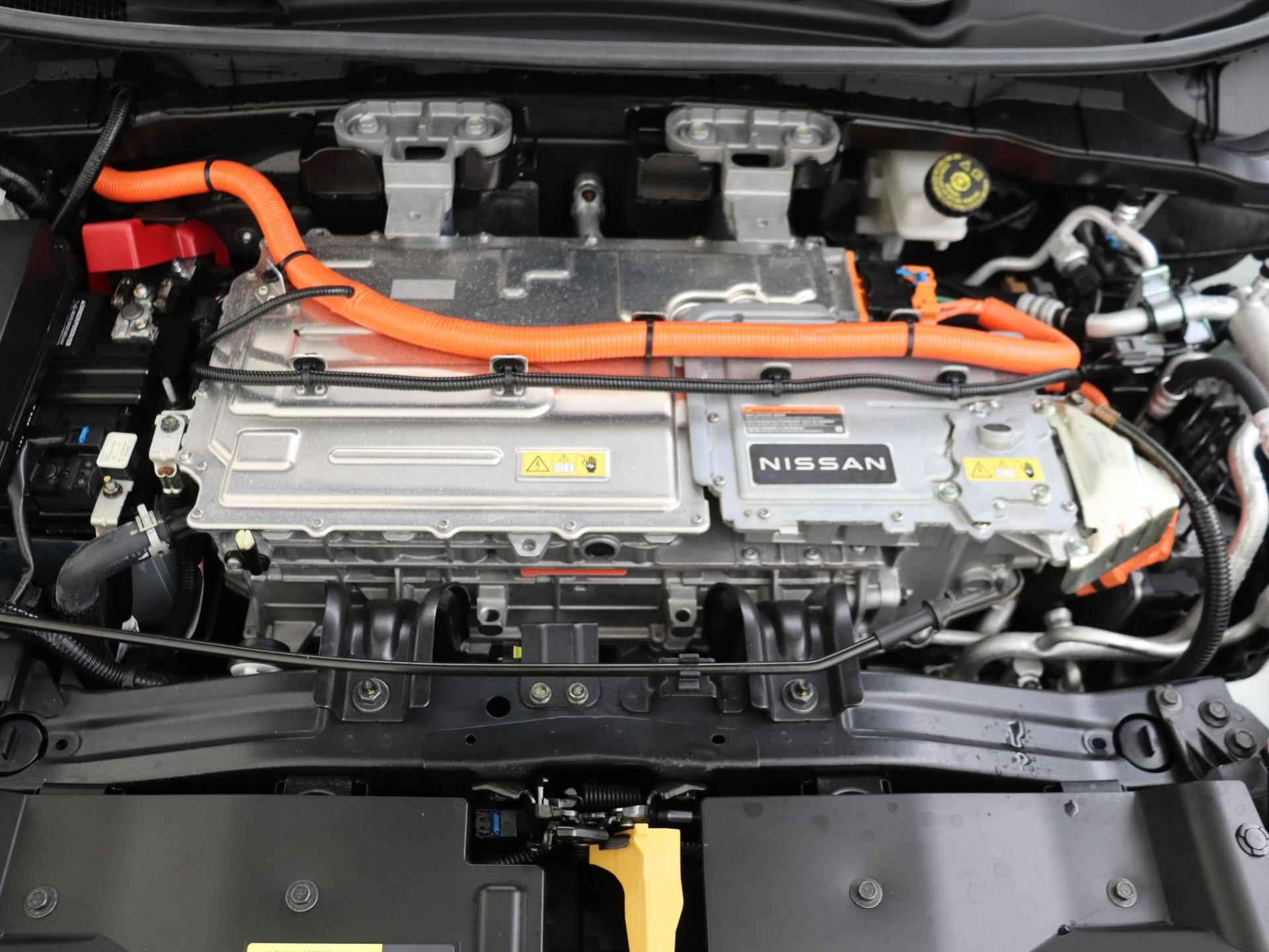 Nissan Ariya Evolve 91 kWh | 20" LMV | Two-Tone | Leder/Alcantara | Stoelverwarming en -ventilatie | Stuurwiel verwarmd | Achterbank verwarmd | ProPILOT | Bose Audio | 360-graden Camera | Elek. Achterklep - 11/31