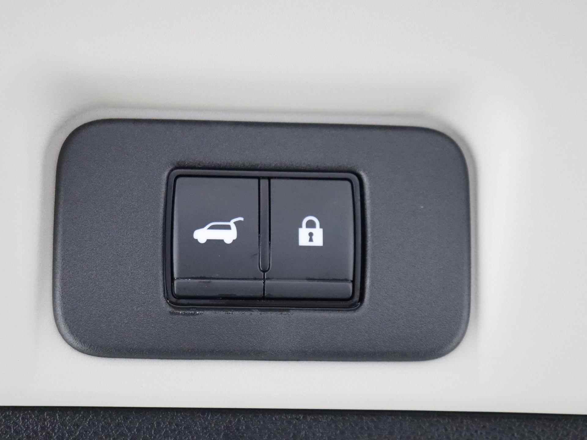 Nissan Ariya Evolve 91 kWh | 20" LMV | Two-Tone | Leder/Alcantara | Stoelverwarming en -ventilatie | Stuurwiel verwarmd | Achterbank verwarmd | ProPILOT | Bose Audio | 360-graden Camera | Elek. Achterklep - 29/31