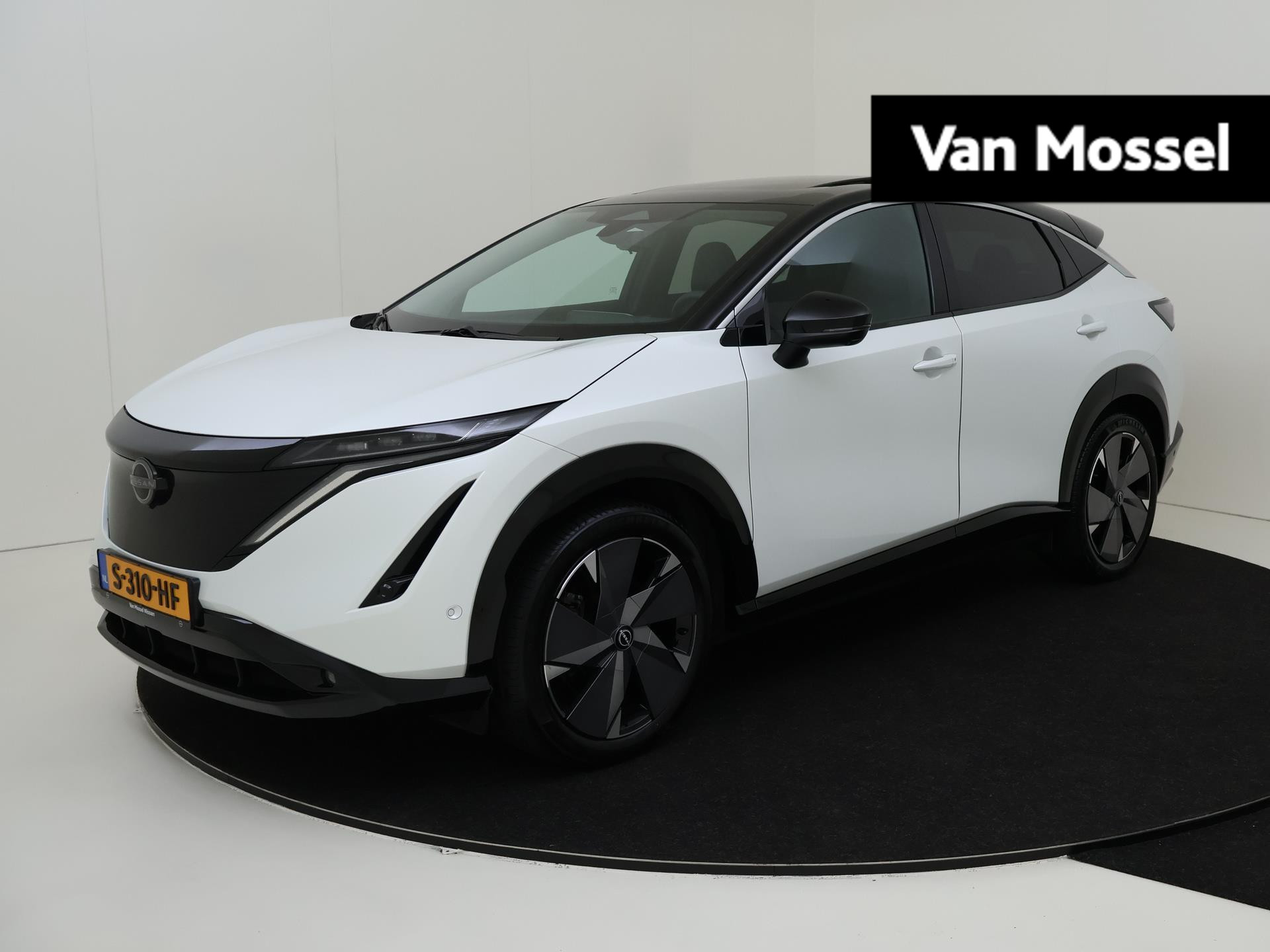 Nissan Ariya Evolve 91 kWh | 20" LMV | Two-Tone | Leder/Alcantara | Stoelverwarming en -ventilatie | Stuurwiel verwarmd | Achterbank verwarmd | ProPILOT | Bose Audio | 360-graden Camera | inclusief tot €20.000 korting