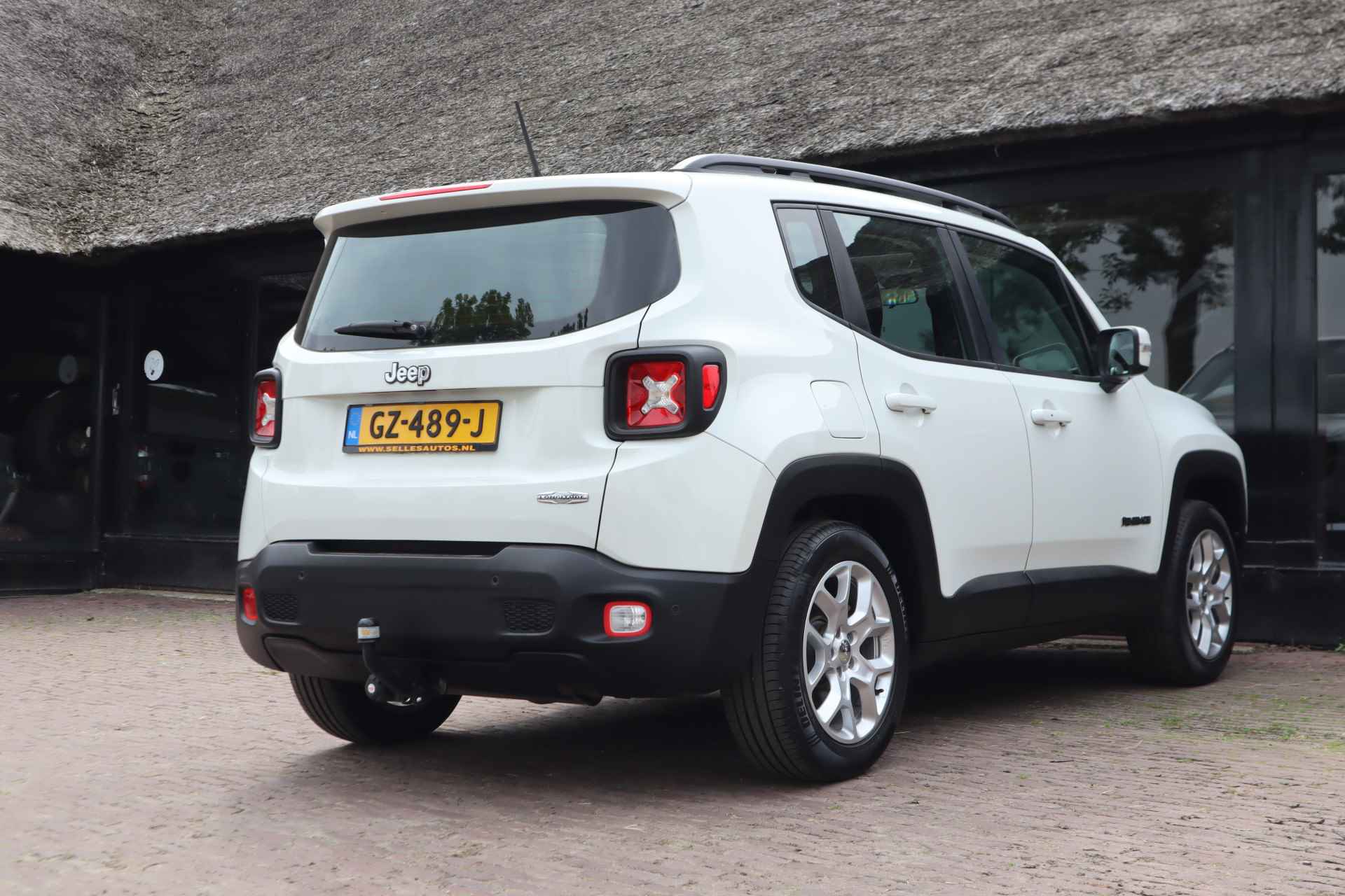 Jeep Renegade 1.4 Freedom | Trekhaak | Panoramadak | Navigatie | Keyless | Reservewiel - 8/41