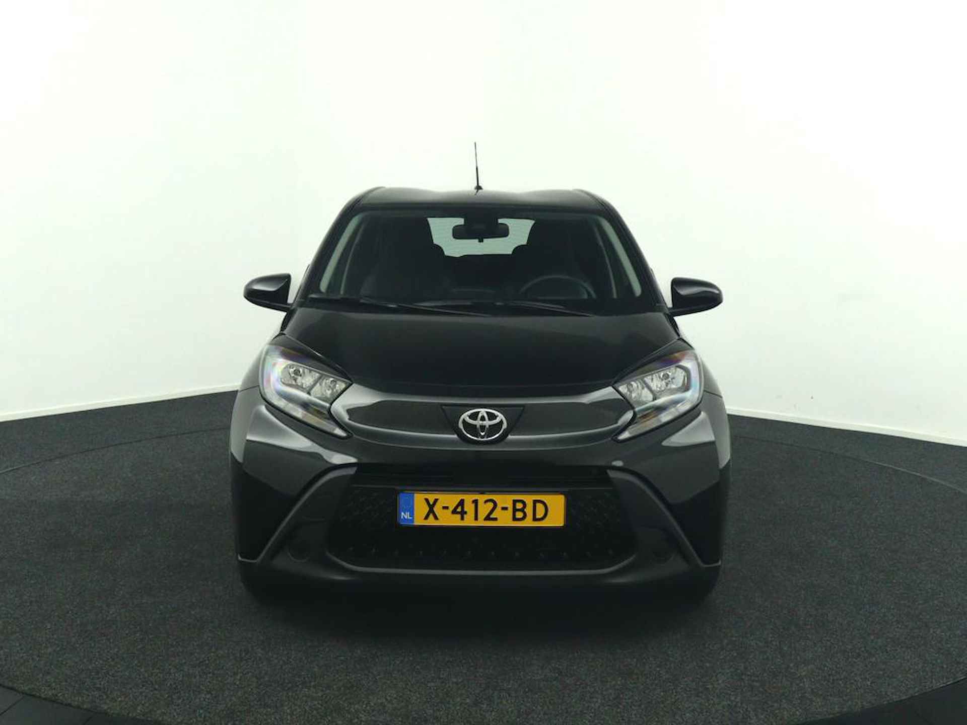 Toyota Aygo X 1.0 VVT-i MT play | Parkeercamera | Adaptieve Cruise Control | Hoge Instap | Airco | Apple Carplay & Android Auto | - 7/41