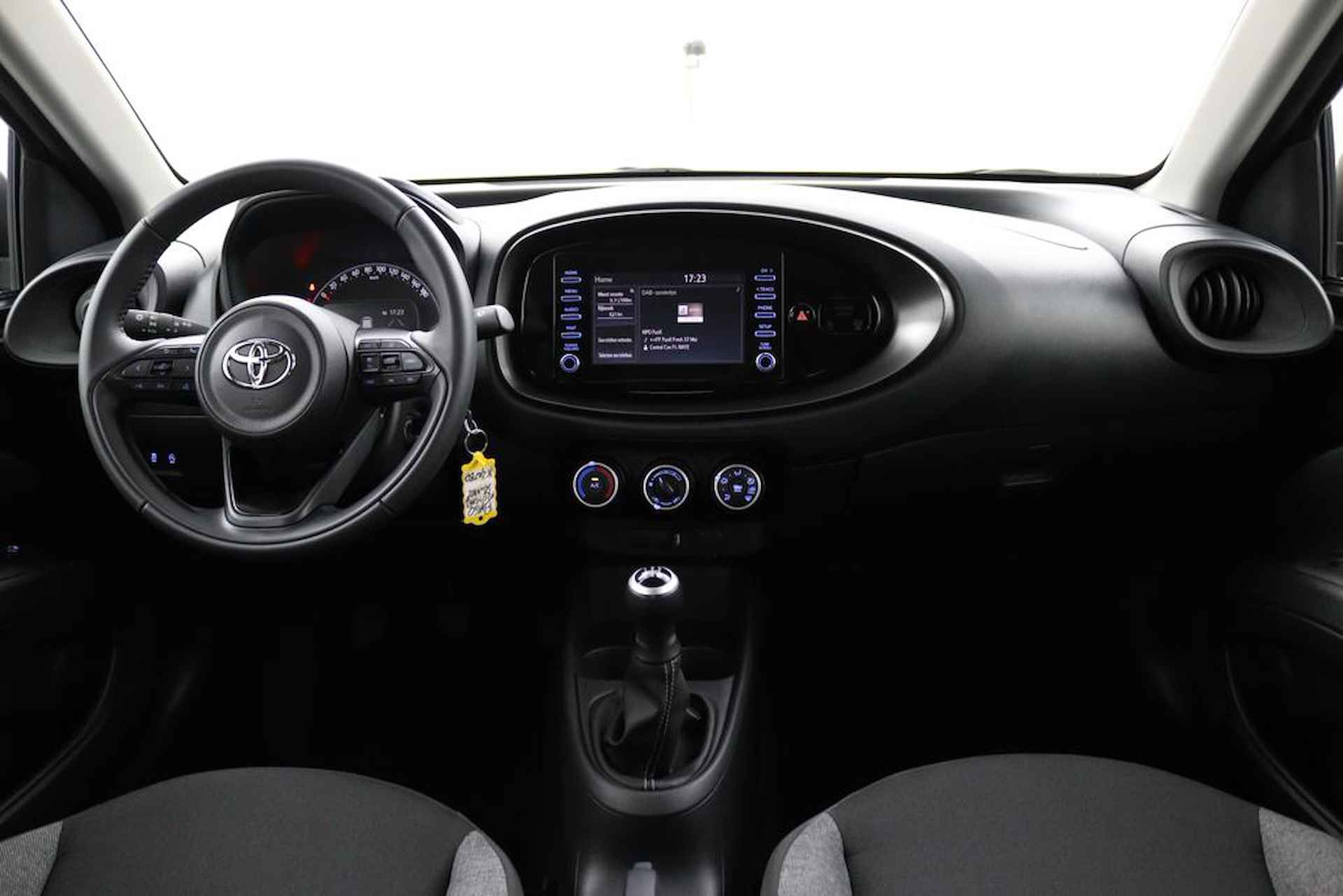 Toyota Aygo X 1.0 VVT-i MT play | Parkeercamera | Adaptieve Cruise Control | Hoge Instap | Airco | Apple Carplay & Android Auto | - 10/41