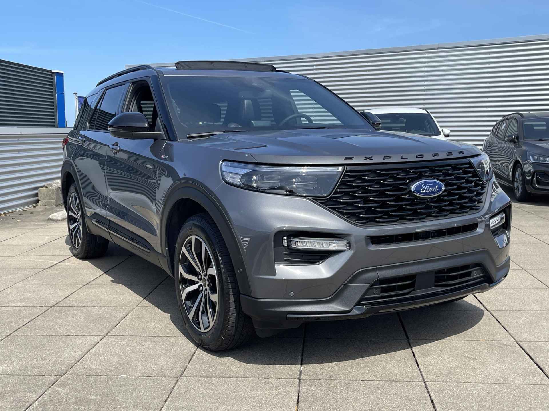 Ford Explorer 3.0 V6 EcoBoost PHEV ST-Line - 9/32