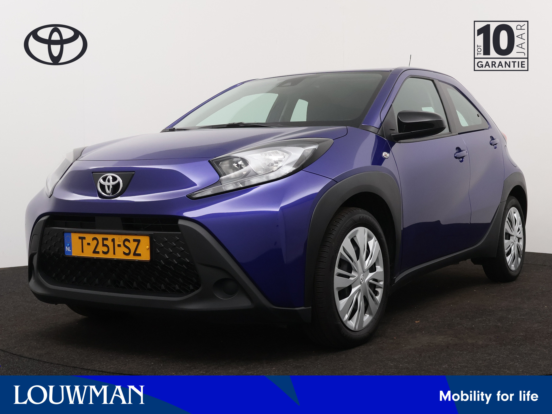 Toyota Aygo X 1.0 VVT-i MT play