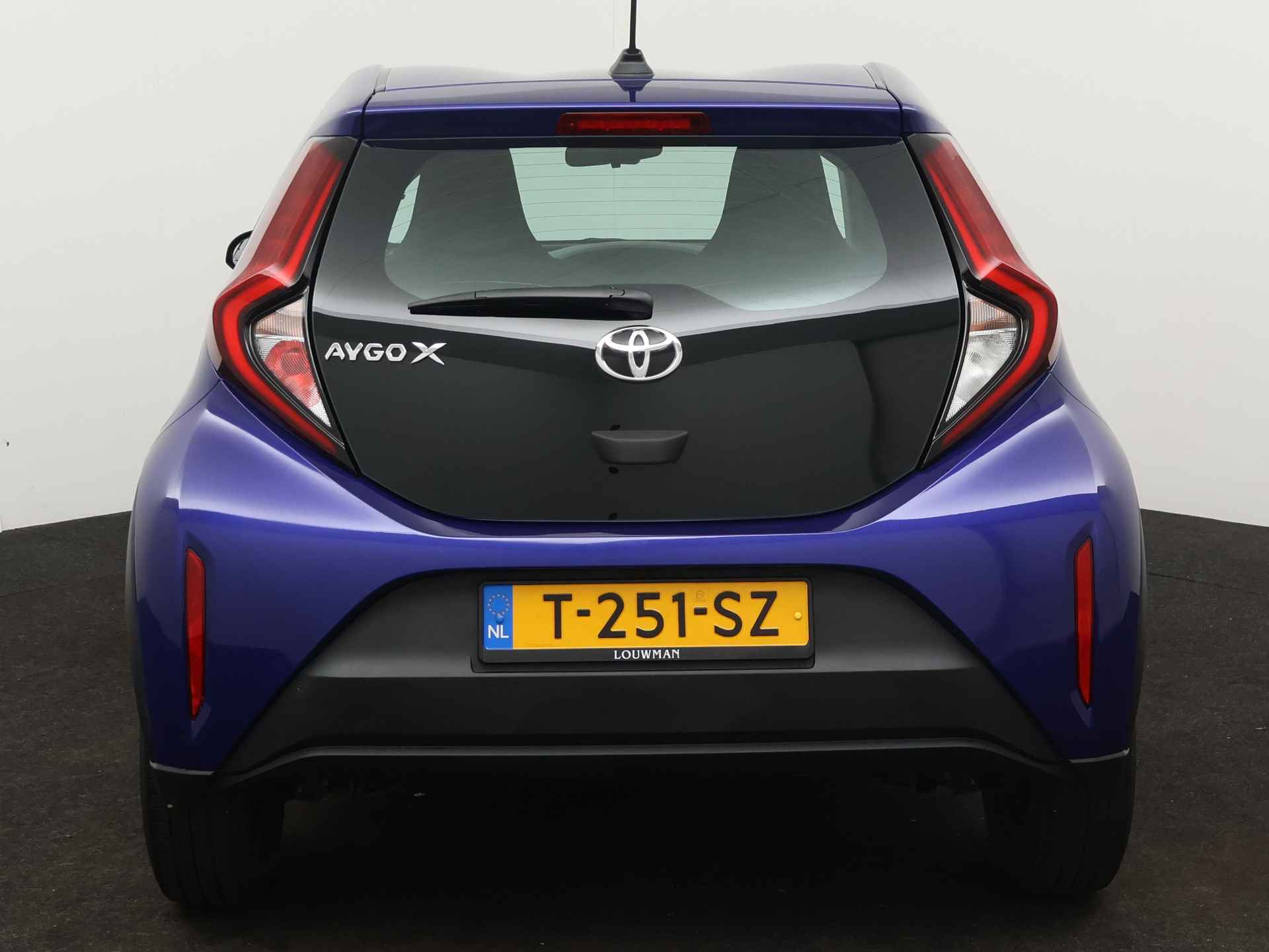 Toyota Aygo X 1.0 VVT-i MT play - 30/40