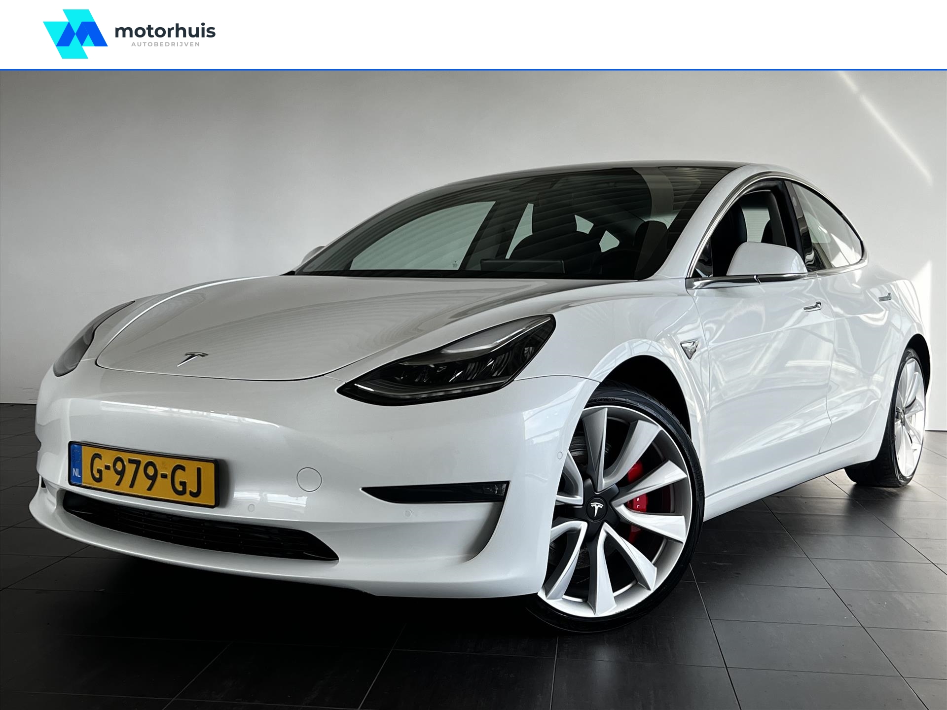 Tesla Model 3 Performance Dual Motor AWD Performance bij viaBOVAG.nl